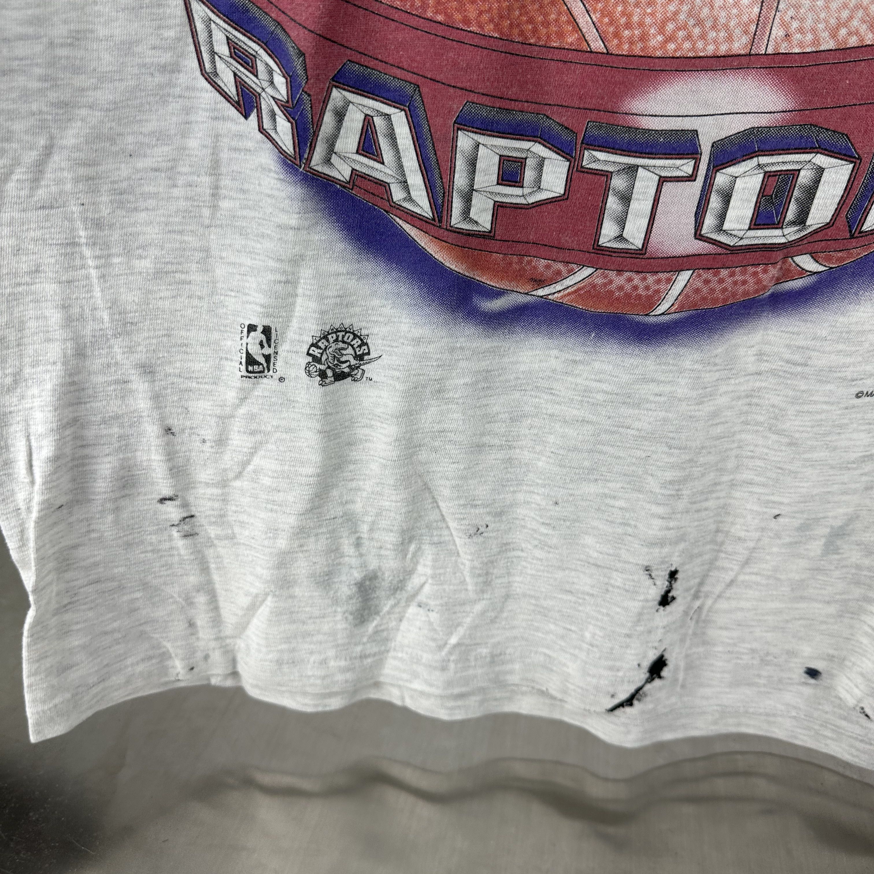 Vintage Vintage 1994 Toronto Raptors NBA Basketball Flame T-shirt Size US XL / EU 56 / 4 - 7 Thumbnail
