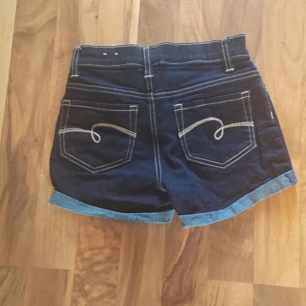 Designer Justice Buttonfly Jean Shorts Size 10 Size US 26 / EU 42 - 1 Thumbnail