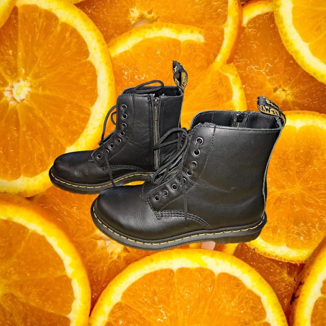 Dr. Martens Rare Dr. Martens Airwair 140 Twin Zip Black Combat Boots Wom Size US 9 / IT 39 - 3 Thumbnail