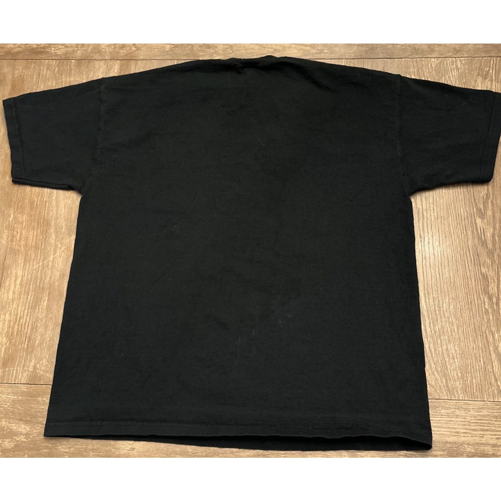 Vintage VINTAGE Russell Yeungling Lager Beer Pocket T-Shirt Adult Large Black Embroidered Mens Size US L / EU 52-54 / 3 - 6 Thumbnail