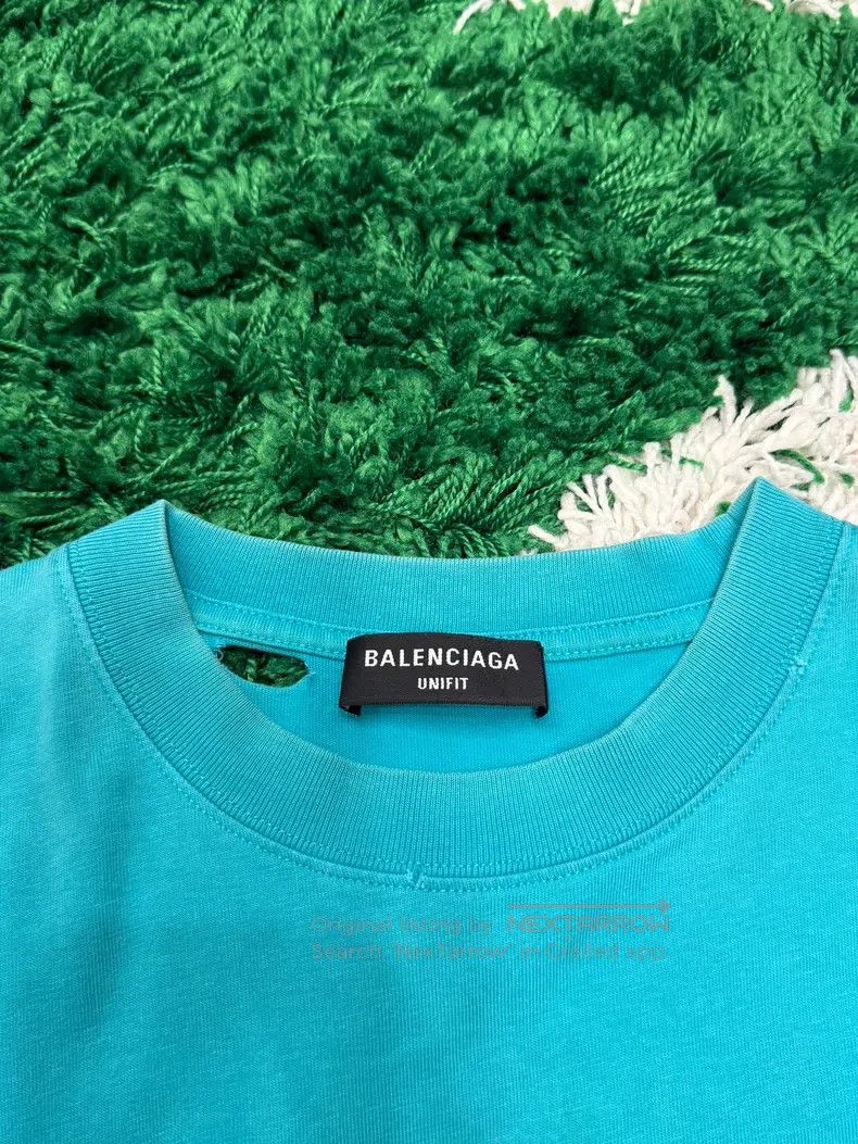 Balenciaga Balenciaga Letter Destroyed Short Sleeve, Lake Green Size US XS / EU 42 / 0 - 4 Thumbnail