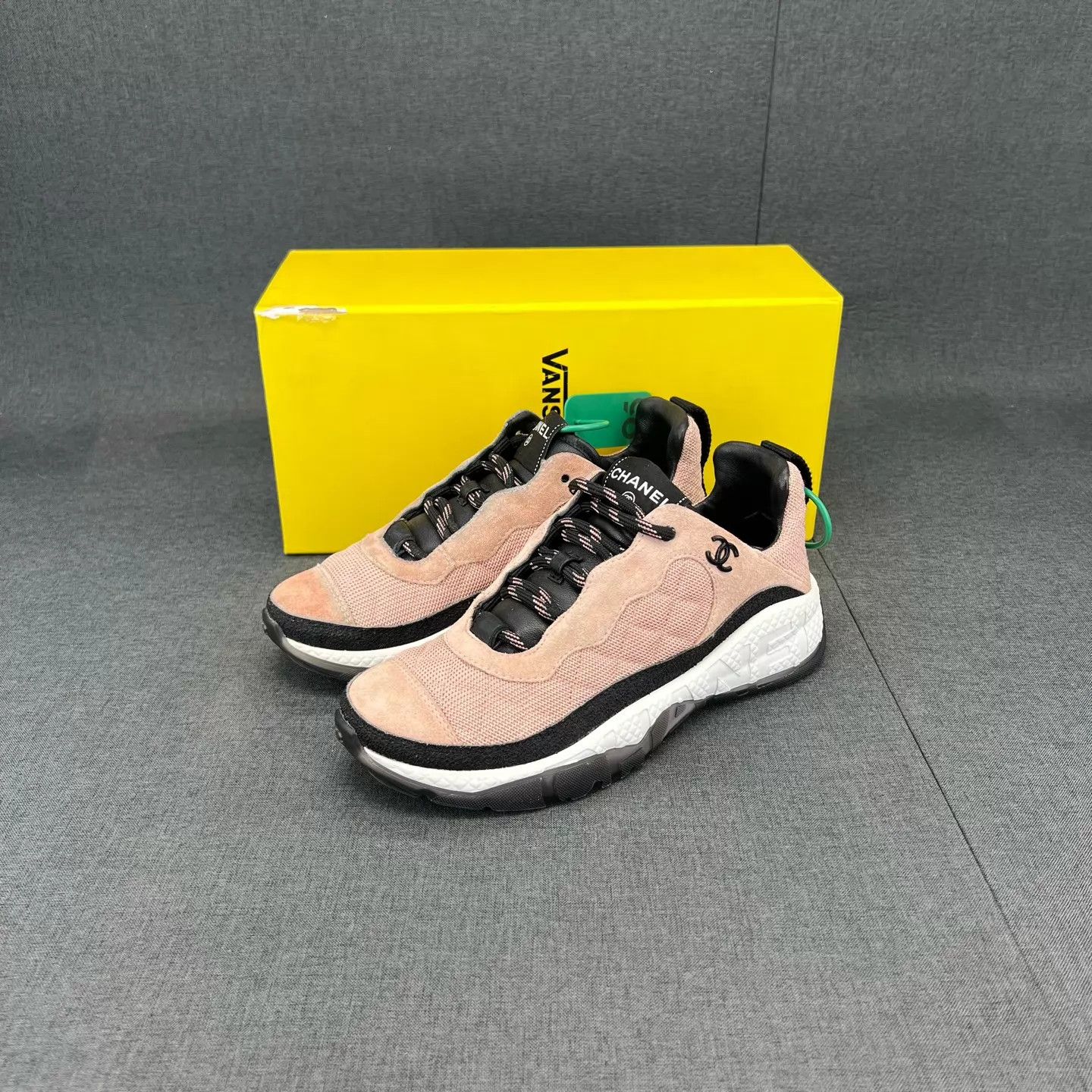 Chanel Chanel Pink Low-Top Sneakers Worn 2-3 Times Color Diff Size US 6.5 / IT 36.5 - 1 Thumbnail