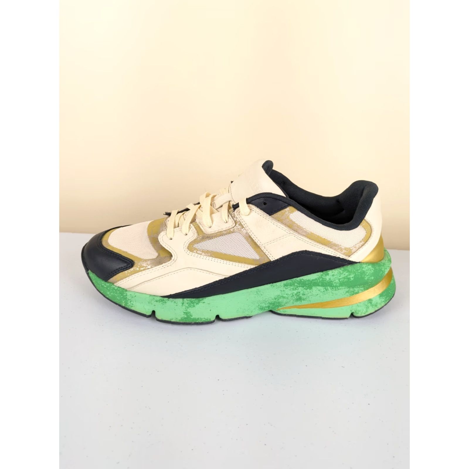 Under Armour Under Armour Forge 96 Ivory Dune Aloe Mens Size 12 Sneakers Leather 2024 Excellent Mens Size US 11 / EU 44 - 3 Thumbnail