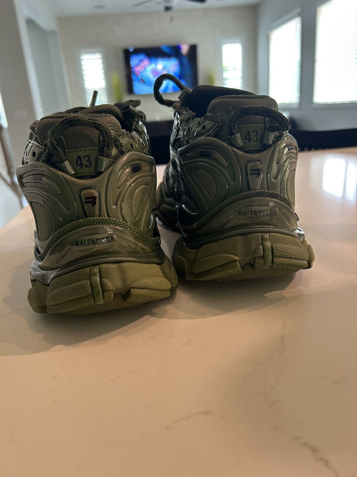 Balenciaga Dark green Balenciaga runners Size US 10 / EU 43 - 4 Thumbnail
