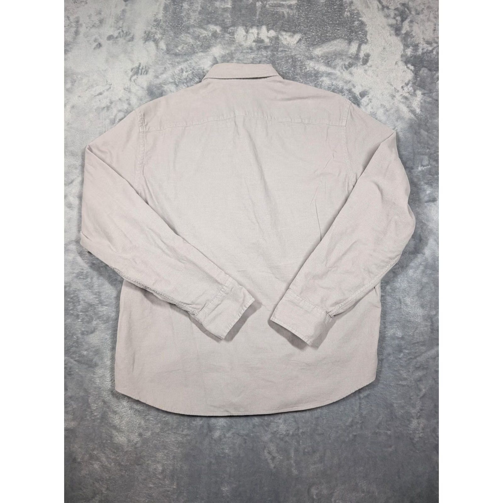 UNTUCKit UNTUCKit Caprine Shirt Mens Large Gray Corduroy Long Sleeve Button Front Size US L / EU 52-54 / 3 - 7 Thumbnail