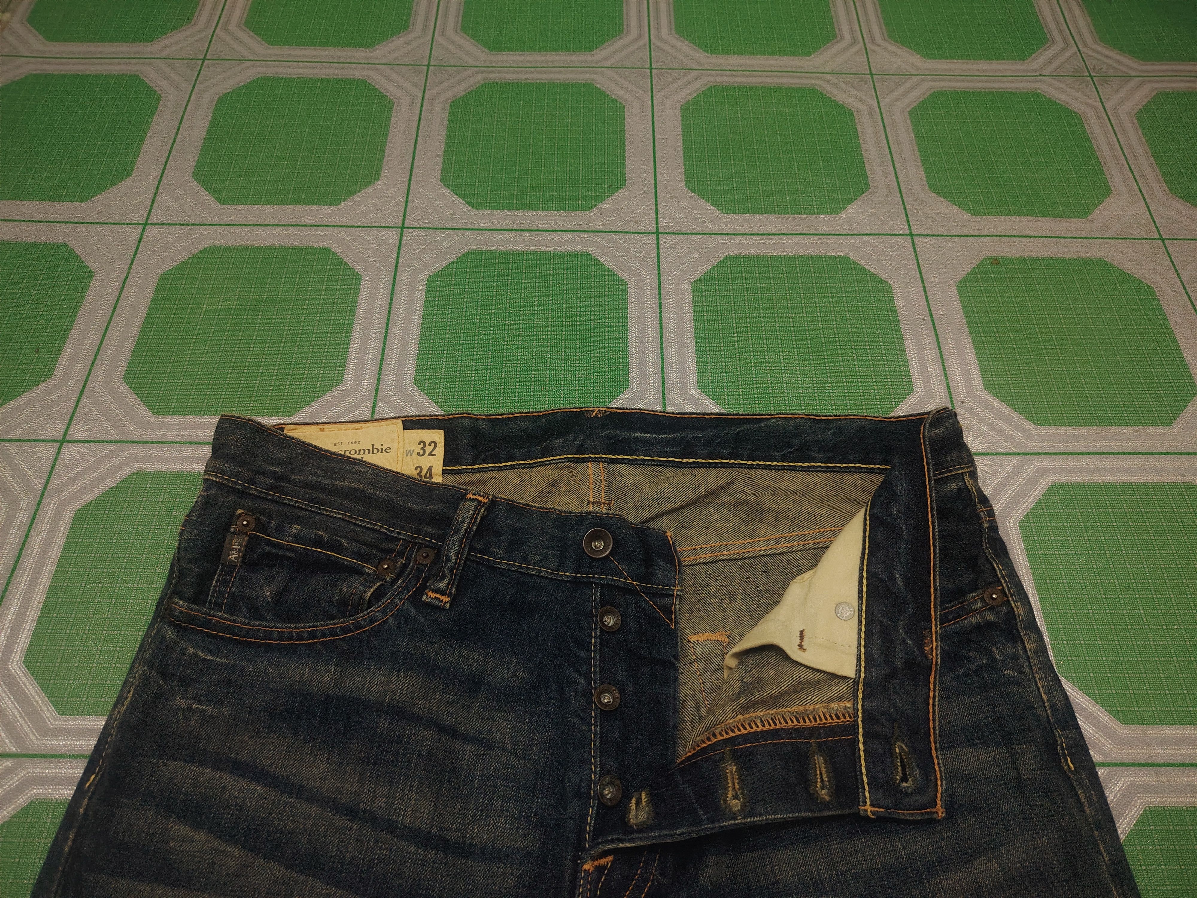 If Six Was Nine Abercrombie & Fitch Baxter Low Rise Slim Boot Flared Jeans Size US 34 / EU 50 - 9 Thumbnail
