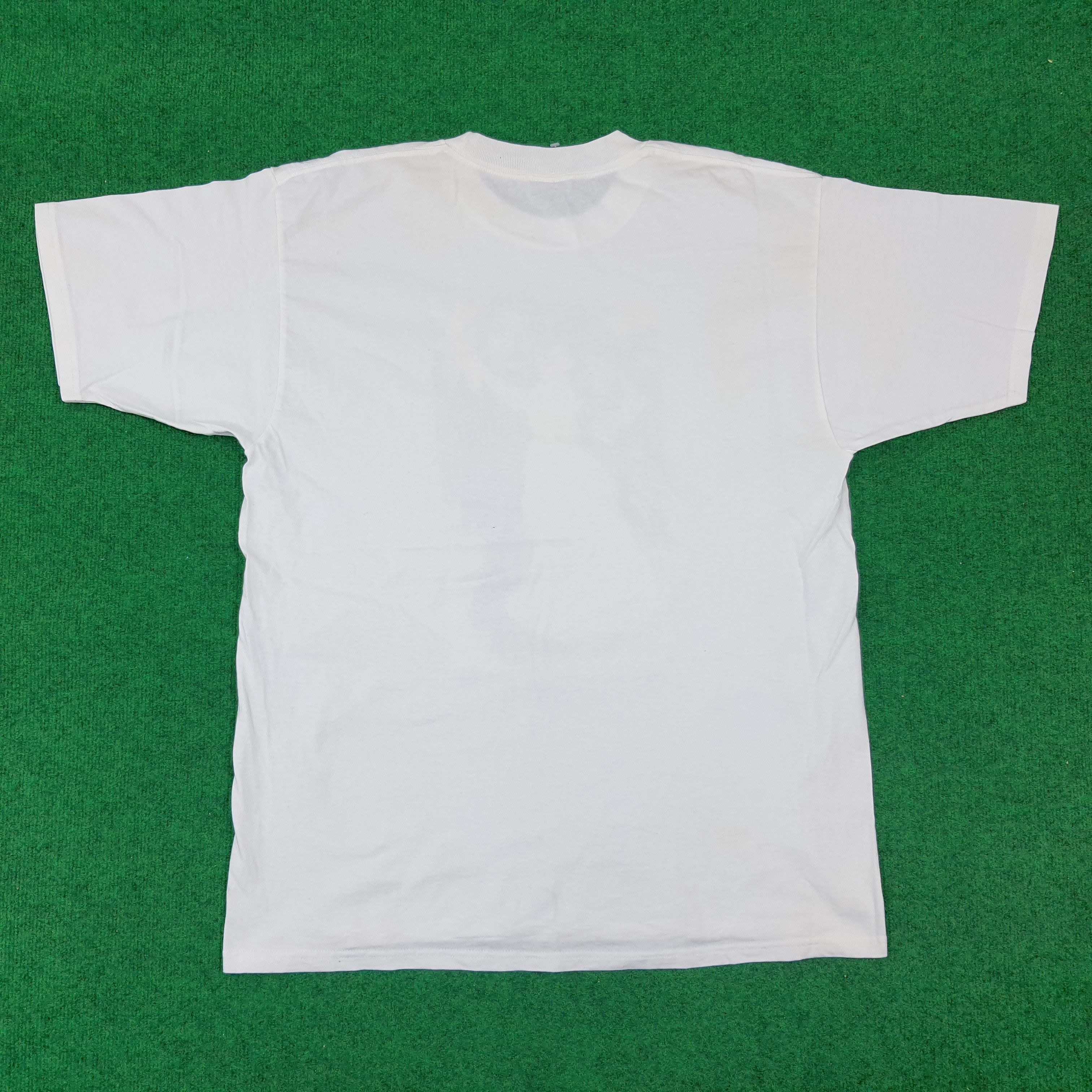 Vintage Vintage Auguste Renoir Exhibition Art Mr.Bean Parody Tshirt Size US XL / EU 56 / 4 - 4 Thumbnail