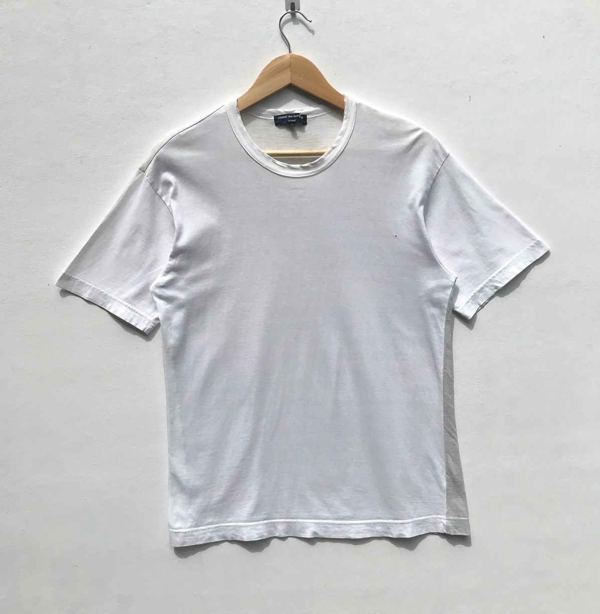 Comme des Garcons Comme Des Garçons Homme Shirt CDG Distressed Size US S / EU 44-46 / 1 - 1 Thumbnail