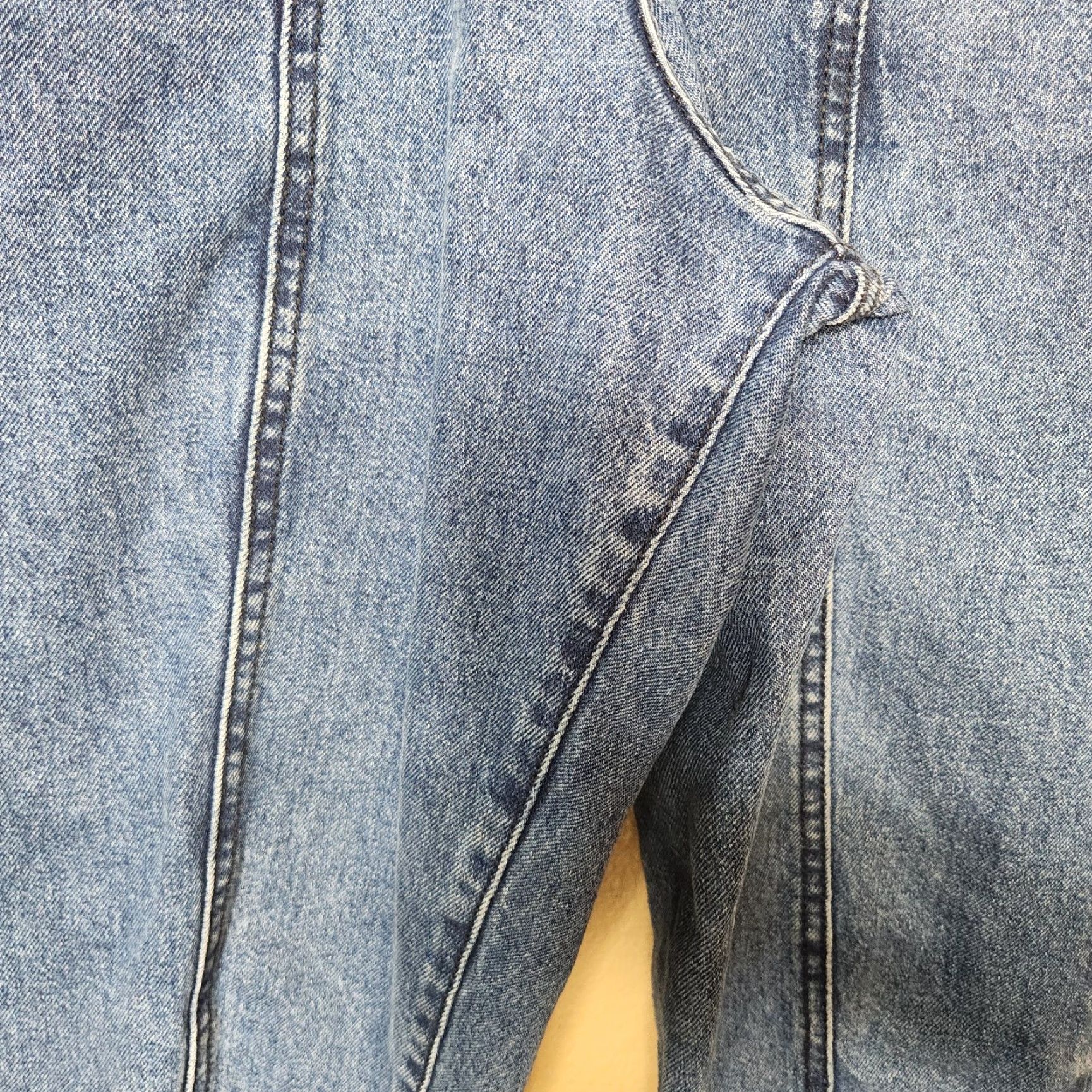 Vintage **Nuon Women's High Rise Tapered Leg Dark Wash Jeans Size 26** User: **Nuon Women's Medium Dark Wash High Rise Tapered Leg Jeans Size 26** Size 26" / US 2 / IT 38 - 5 Thumbnail