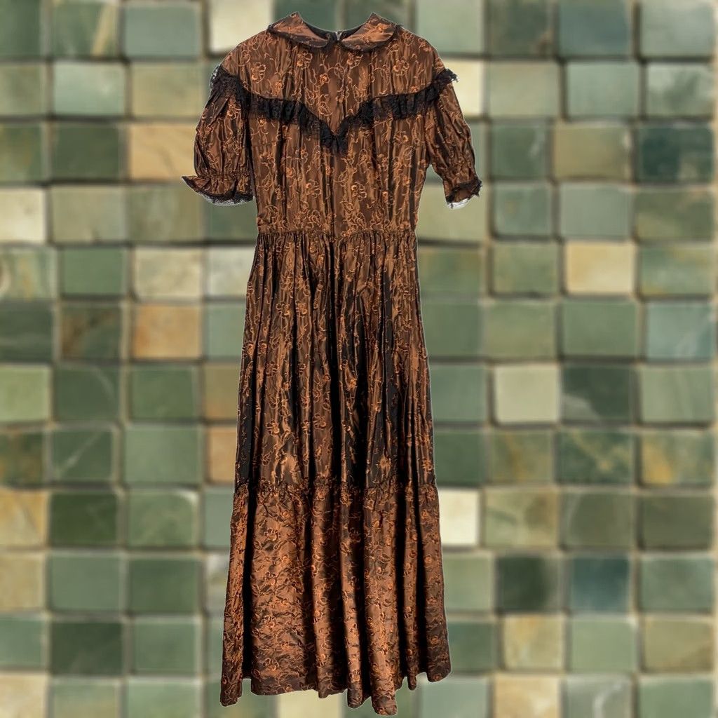 Vintage VINTAGE Rosebud Dresses 70s 80s Acetate Taffeta Floral Brown Lace Dress Womens 14 Formal Size 4XL / US 24-26 - 1 Thumbnail