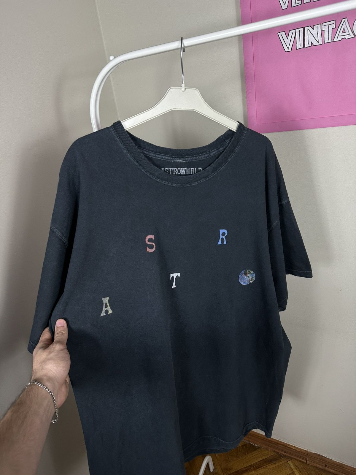 Travis Scott Astroworld Travis Scot Scattred Tee 2018 T Shirt Cactus Size US XL / EU 56 / 4 - 8 Thumbnail