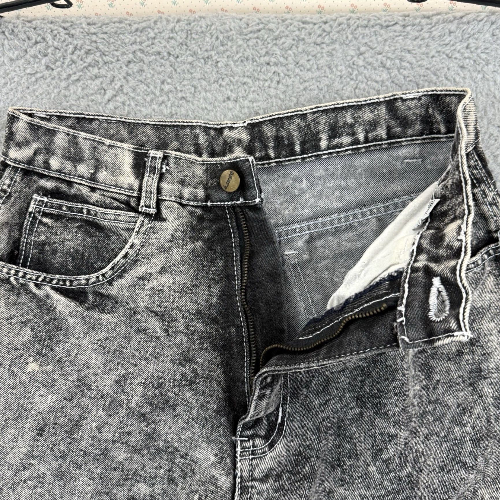 Vintage VINTAGE Nasty Jeans Womens 27x28 Acid Wash High Rise 80s Tapered Denim Blue Grunge Womens Jeans Size 27" / US 4 / IT 40 - 4 Thumbnail