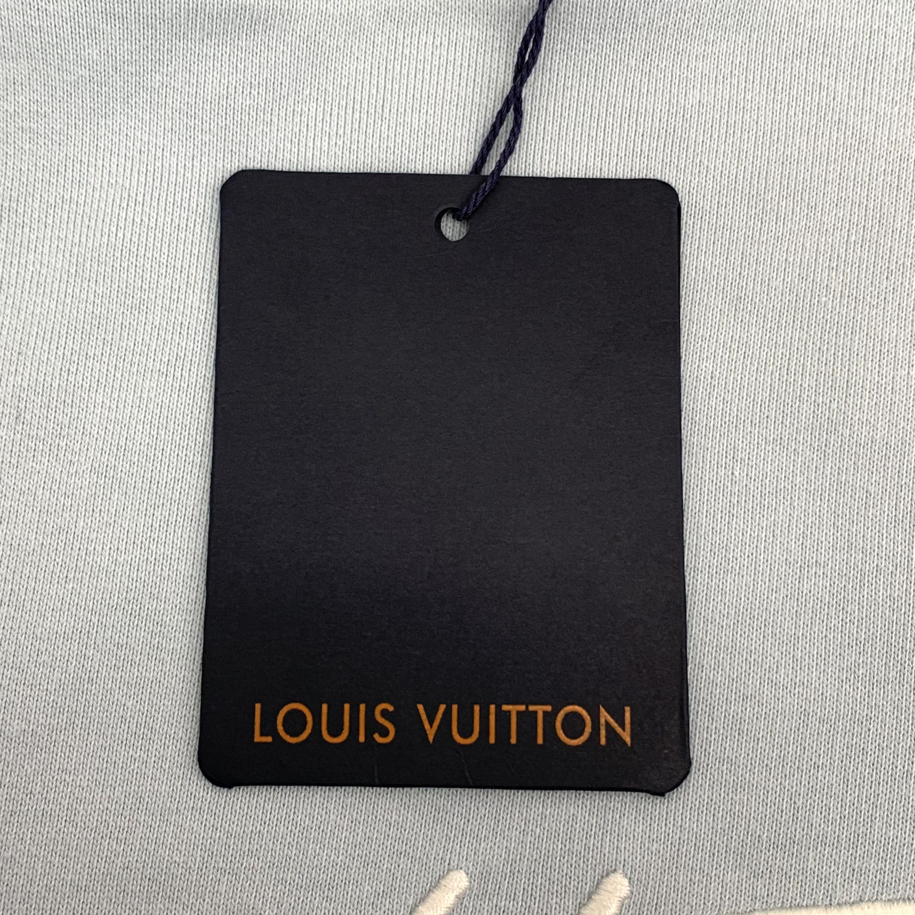 Louis Vuitton Louis Vuitton Logo Embroidered Sweatshirt Light Blue (XL) Size US XL / EU 56 / 4 - 6 Thumbnail