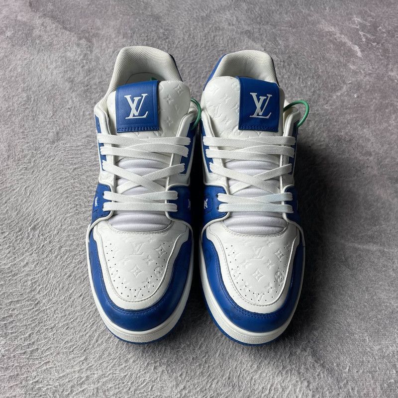 Louis Vuitton Louis Vuitton Low-Top Fashion Sneakers in White and Blue -2 Size US 8 / IT 38 - 2 Thumbnail