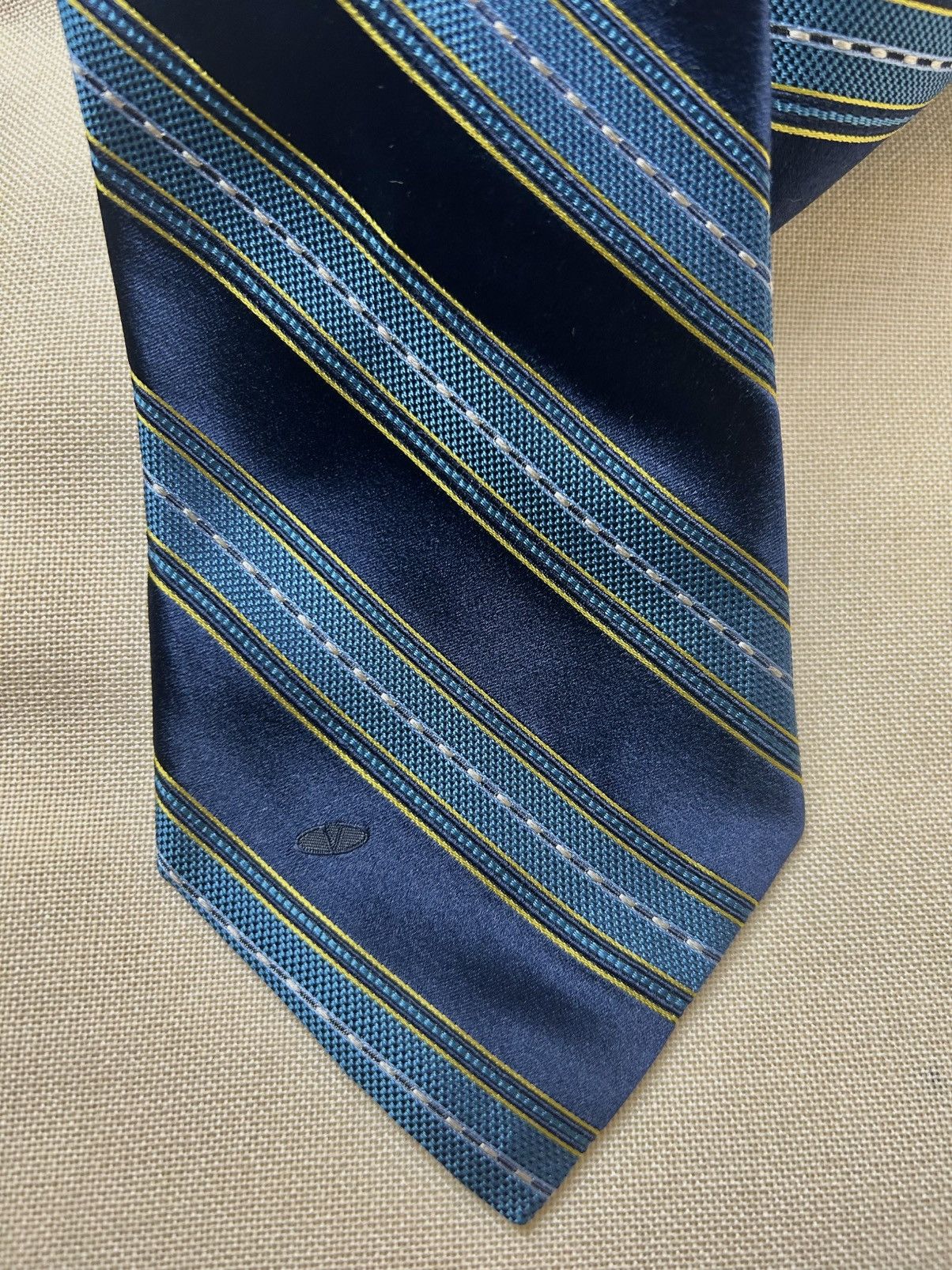 Valentino NWT Valentino blue navy striped Silk Mens Tie Size ONE SIZE - 7 Thumbnail