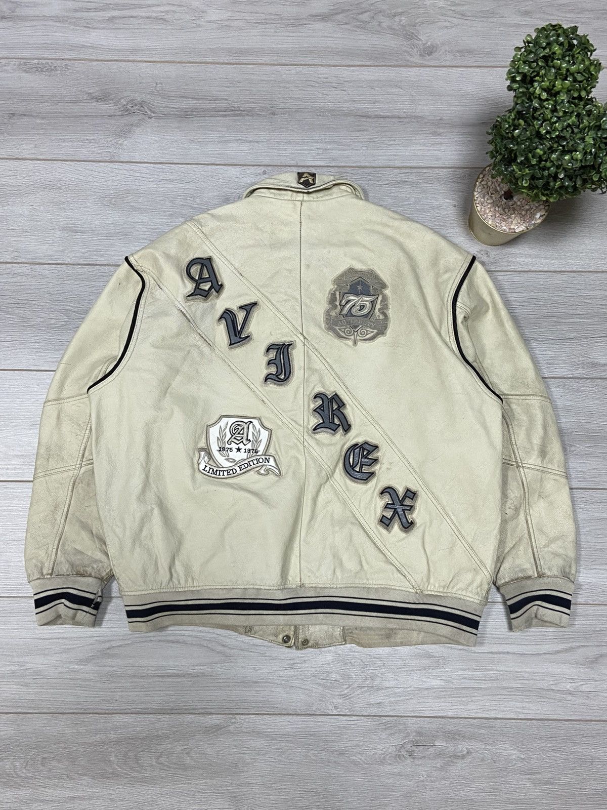 Avirex Avirex vintage Leather Jacket distressed New York big logo Size US XXL / EU 58 / 5 - 1 Thumbnail
