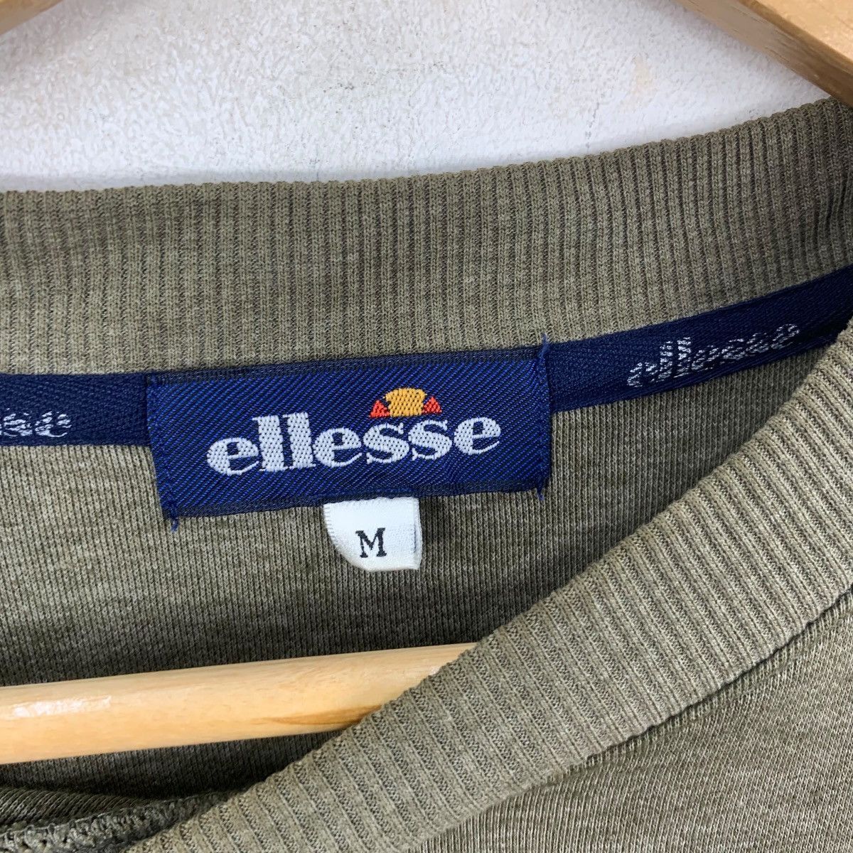 Ellesse Vintage ELLESSE PERUGIA ITALIA Striped Pocket Sweatshirt Size M / US 6-8 / IT 42-44 - 7 Thumbnail