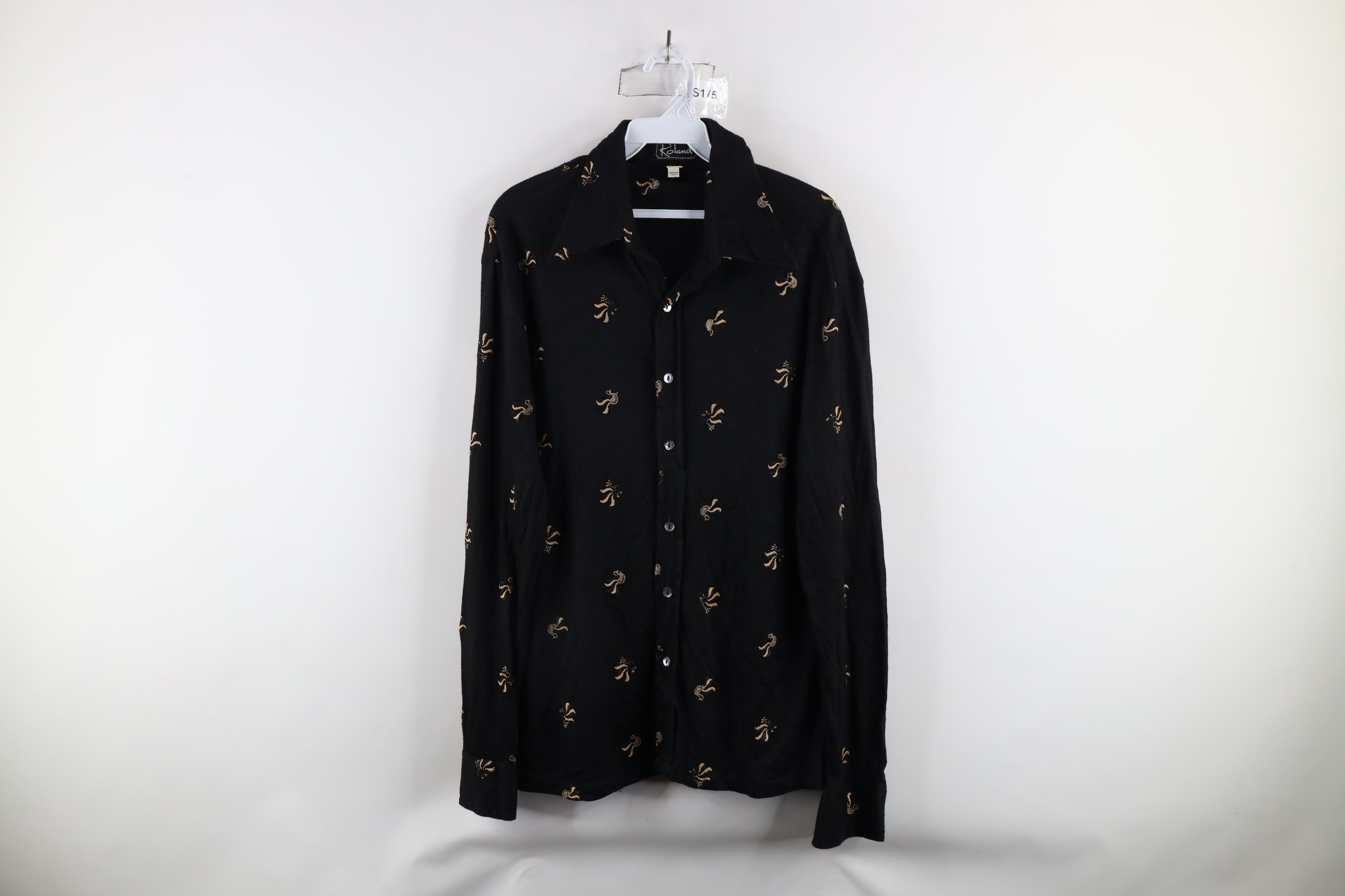 Vintage Vintage 70s Streetwear Rooster All Over Print Button Shirt Size US M / EU 48-50 / 2 - 1 Thumbnail