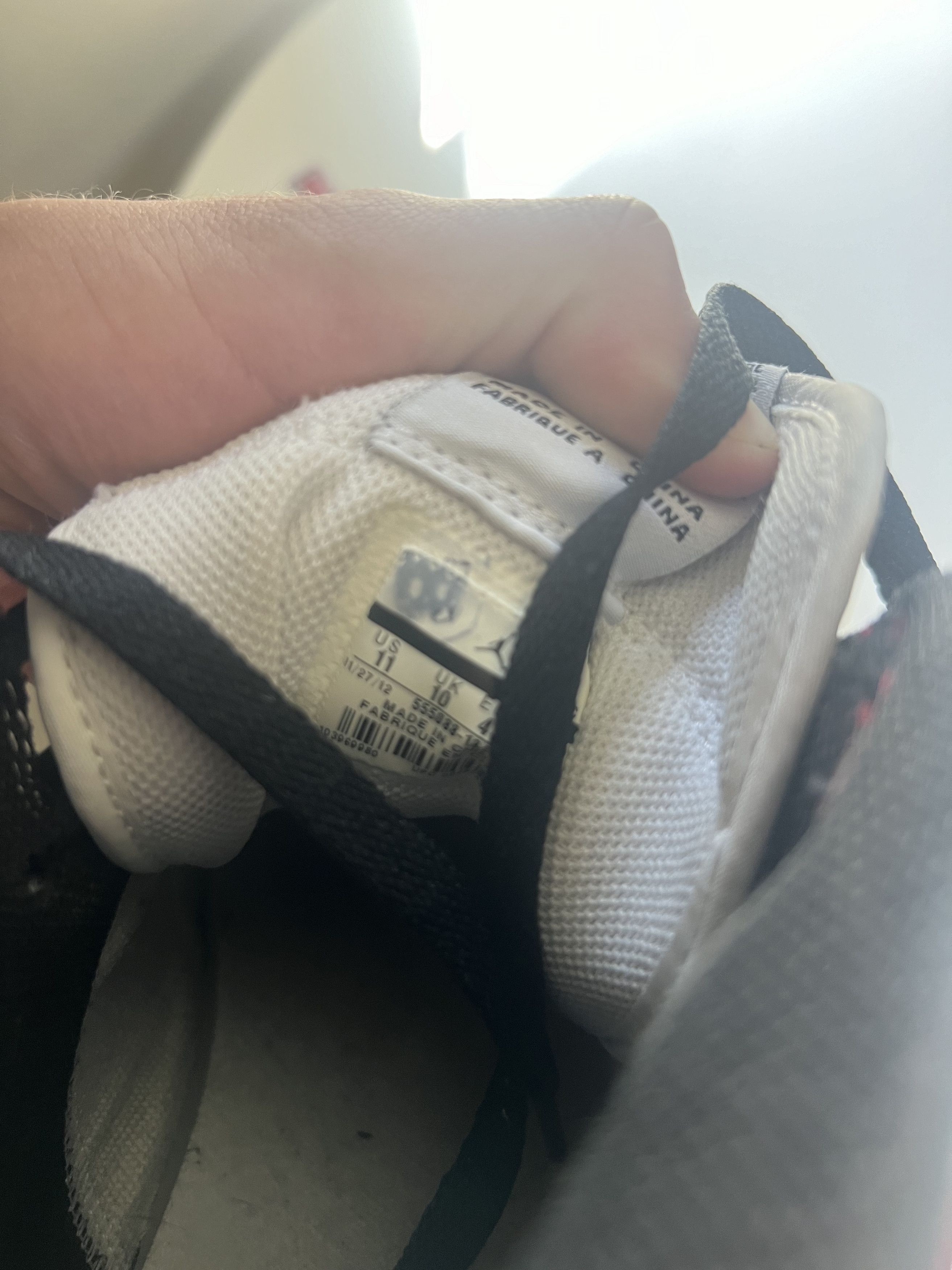 Jordan Brand Jordan 1 Black Toe 2016 Size US 11 / EU 44 - 7 Thumbnail