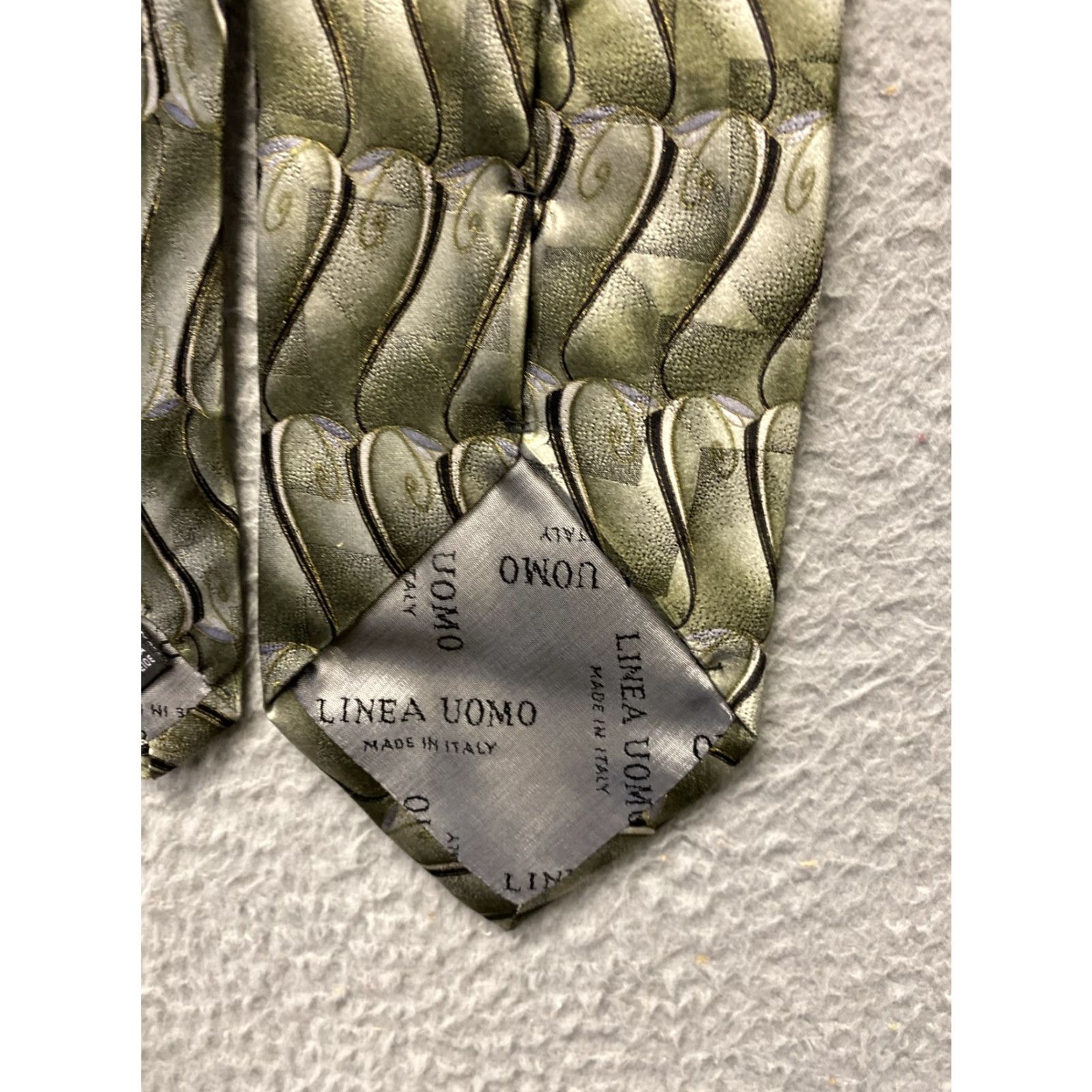 Vintage Linea Uomo Mens Tie Necktie 61"L Green Silk Formal Neck Tie Geometric Pattern Mens Size ONE SIZE - 4 Thumbnail