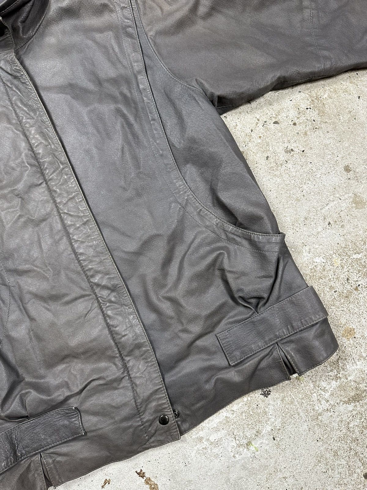 Japanese Brand Vintage y2k Grey Genuine Leather Jacket Size US M / EU 48-50 / 2 - 7 Thumbnail