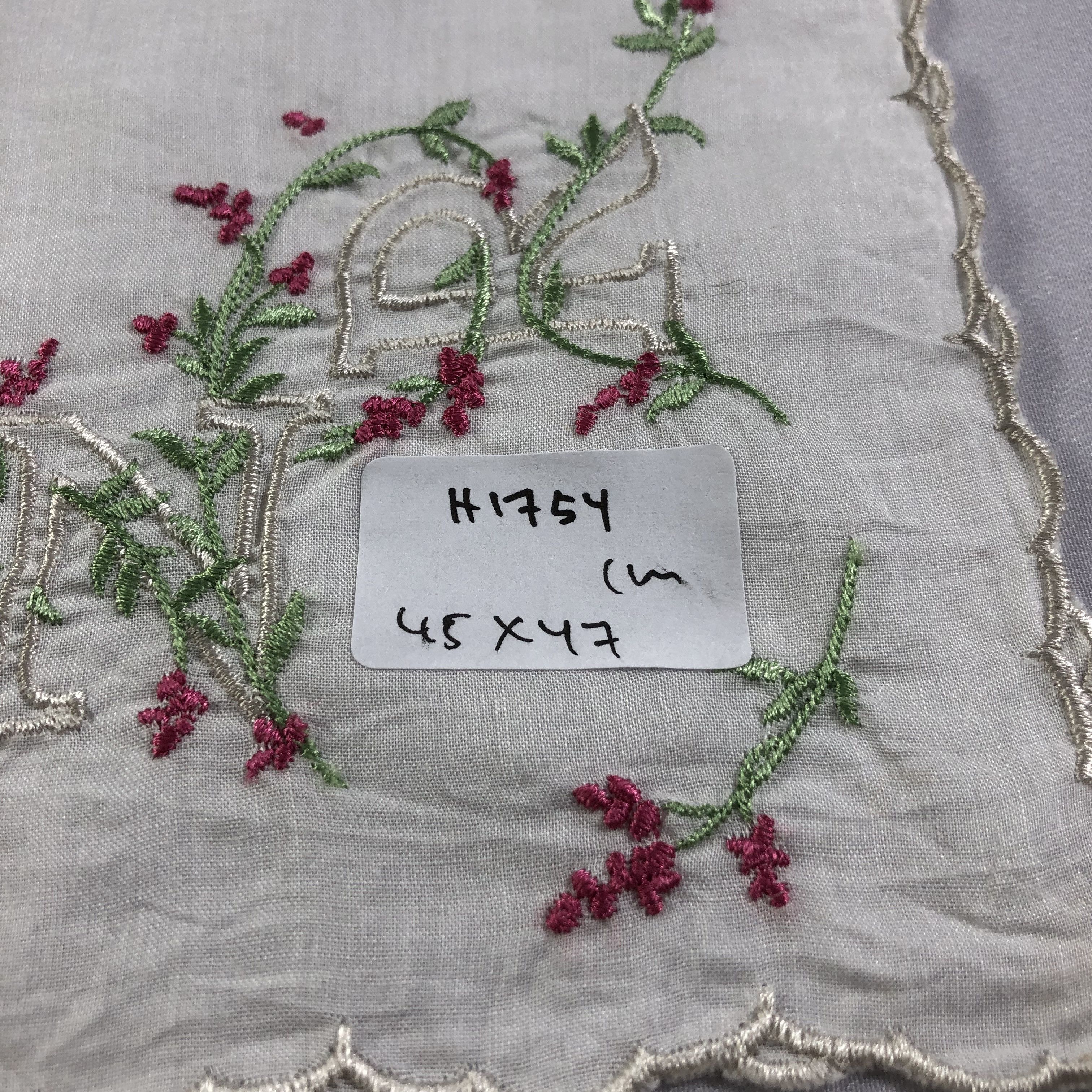 Nina Ricci Nina Ricci Handkerchief Neckerchief Bandana H1754 Size ONE SIZE - 7 Thumbnail