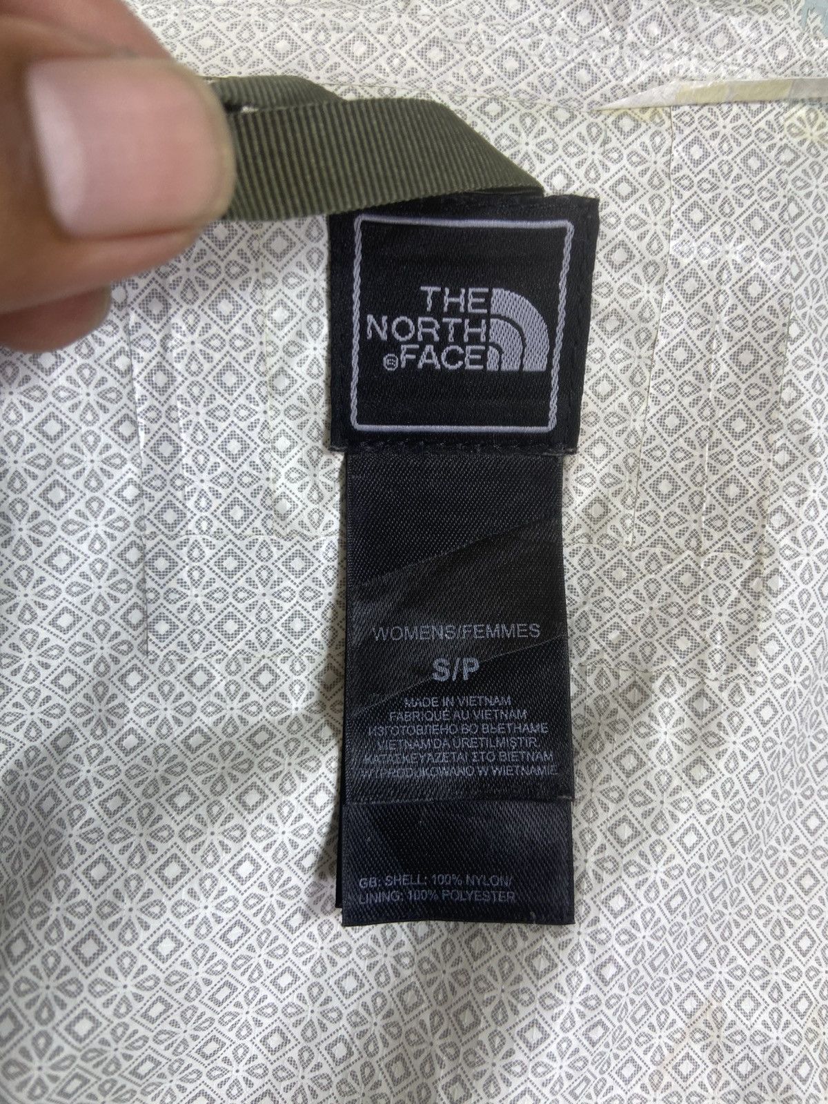 The North Face The North Face Light Jacket Packable Size S / US 4 / IT 40 - 11 Thumbnail