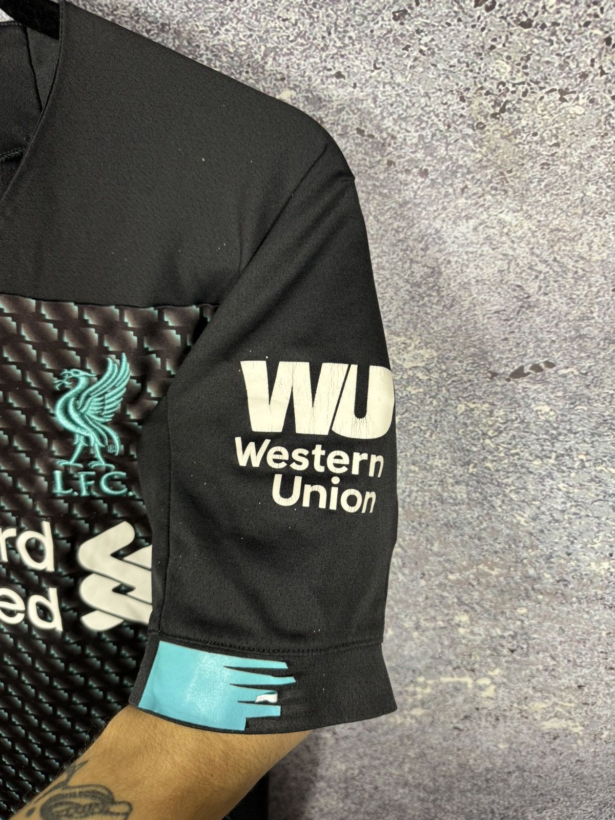 New Balance × Vintage Vintage Liverpool 2019/20 Third New Balance Jersey Blokcore Size US M / EU 48-50 / 2 - 5 Thumbnail