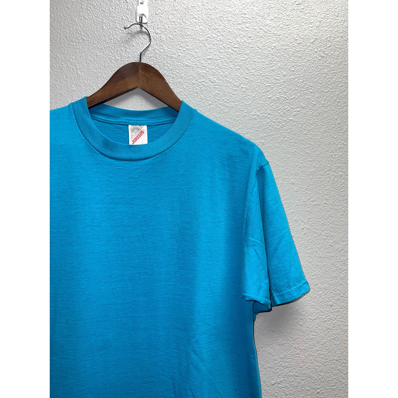 Vintage Vintage Blue Blank Shirt Jerzees USA Made 50/50 Tee 90s L Size US L / EU 52-54 / 3 - 2 Thumbnail