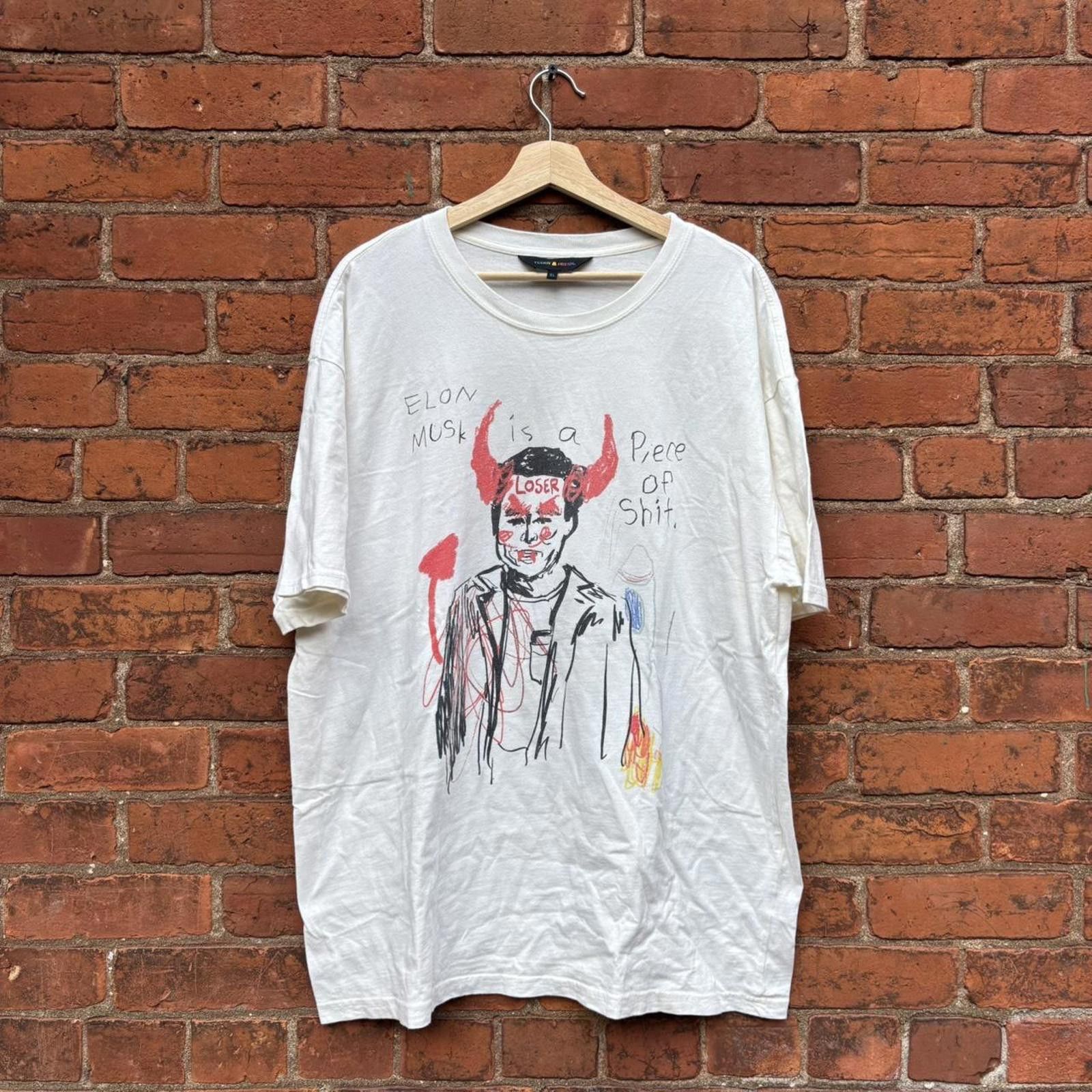 Teddy Fresh teddy fresh Elon musk is a piece of shit t shirt XL Size US XL / EU 56 / 4 - 1 Thumbnail
