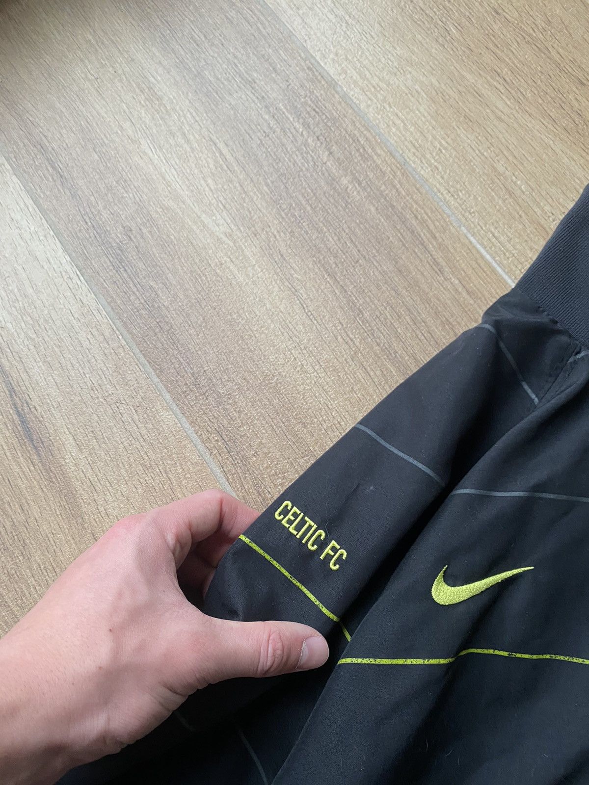 Nike Nike Vintage Celtic Track Jacket Nylon Avant Garde Y2K Size US XL / EU 56 / 4 - 5 Thumbnail
