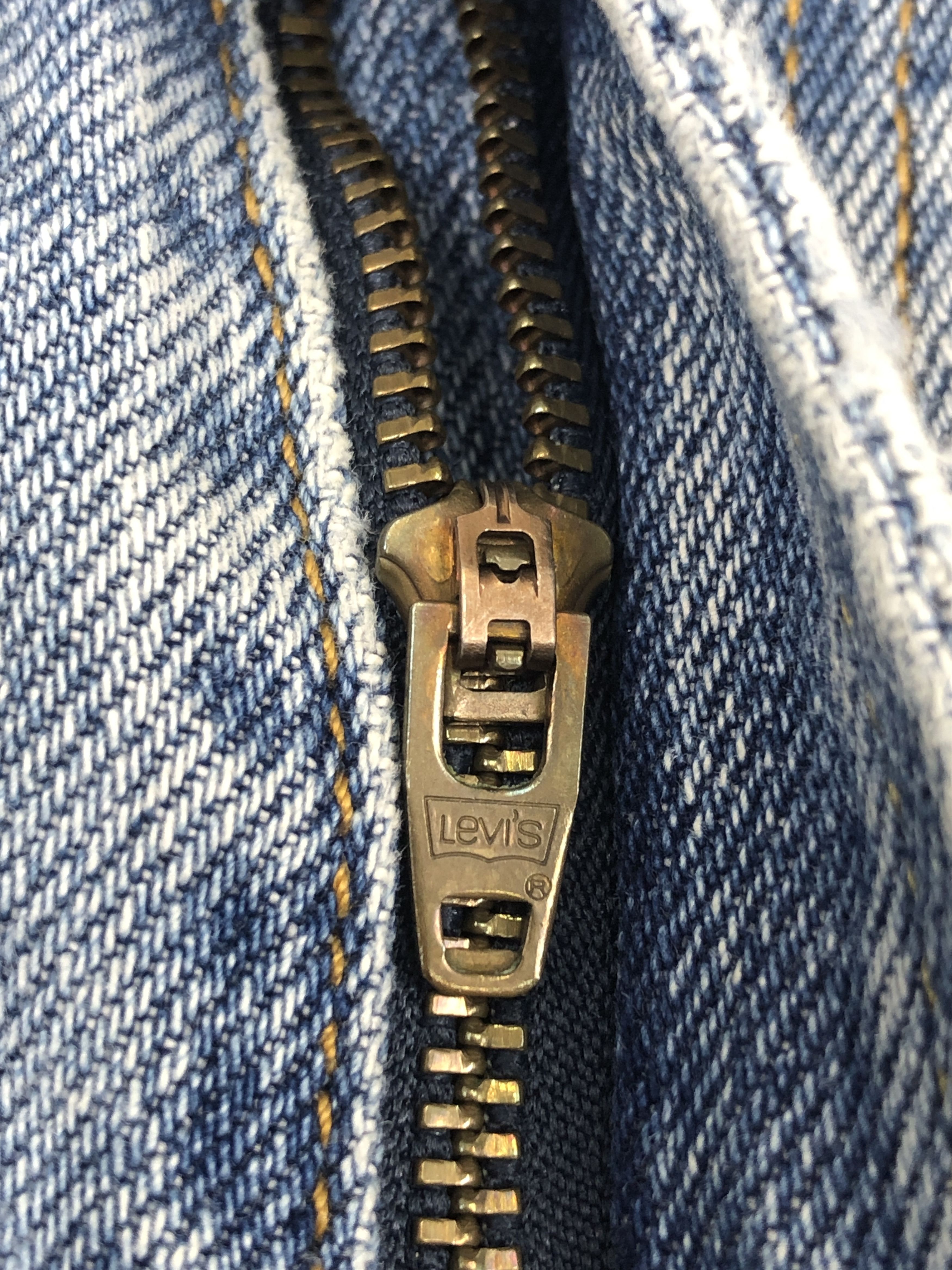 Levi's Faded Blue Vintage Levis 550 Jeans DP2348 Size US 31 - 9 Thumbnail