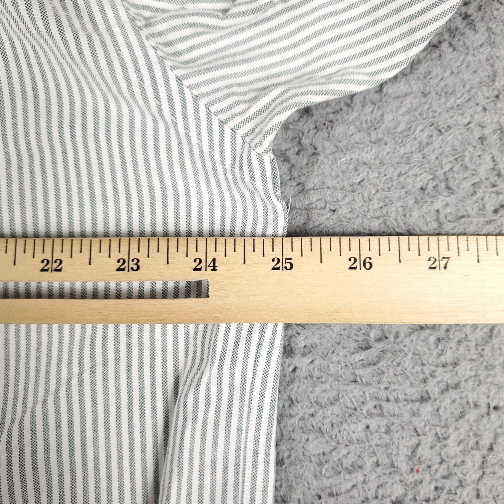 Tommy Hilfiger Tommy Hilfiger Button-Up Shirt Mens Medium Gray Striped Long Sleeve Casual Size US M / EU 48-50 / 2 - 7 Thumbnail