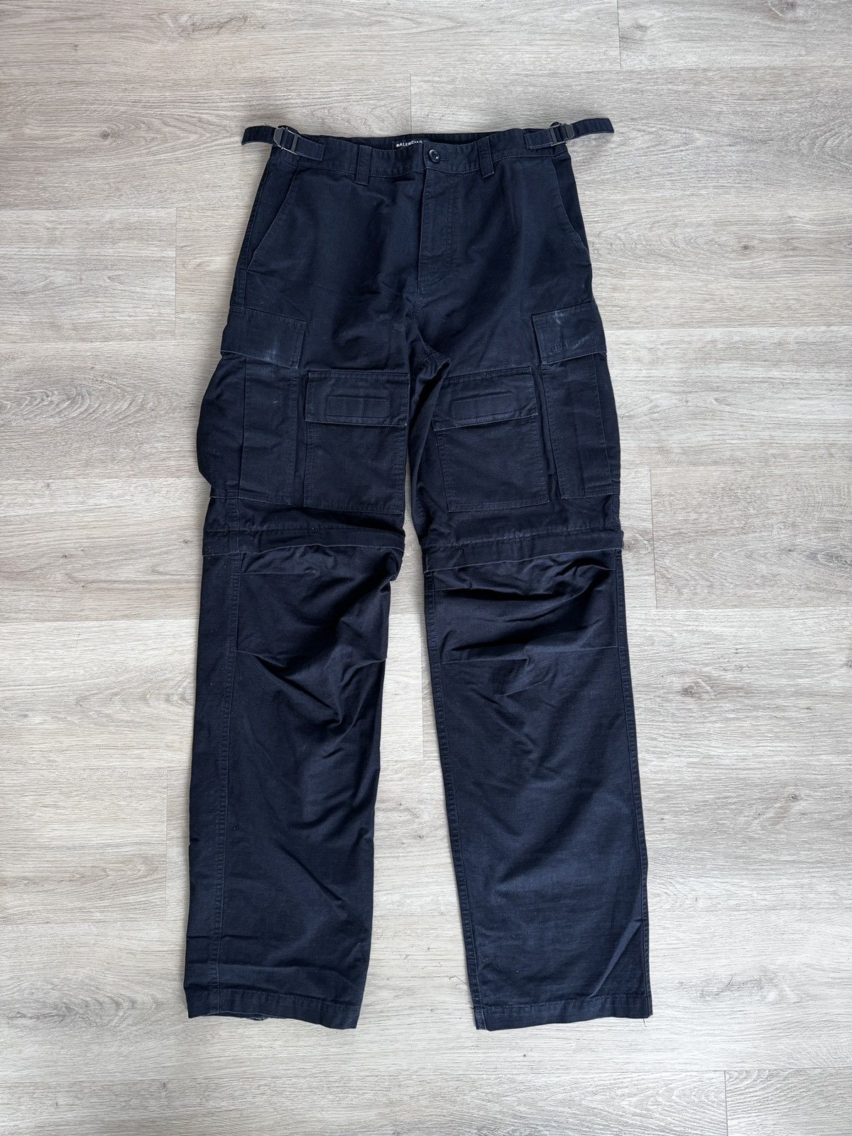 Balenciaga Balenciaga Cargos Size US 28 / EU 44 - 1 Thumbnail