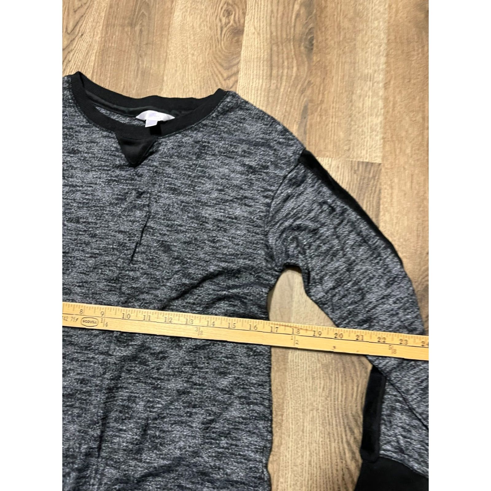 Vintage Secret Treasure Shirt Women's Small Gray Long Sleeve T-Shirt Mens? Wait. Size S / US 4 / IT 40 - 5 Thumbnail