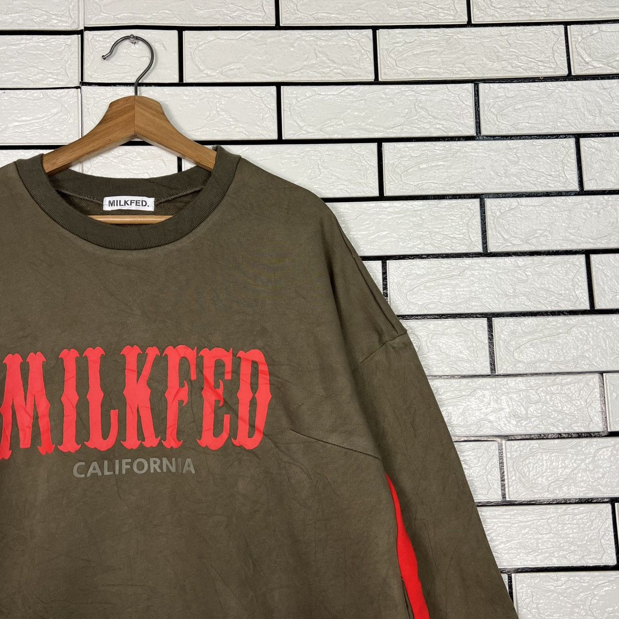 MILKFED MILKFED CALIFORNIA Big Logo Pullover Long Sweater #4175-C191 Size ONE SIZE - 5 Thumbnail
