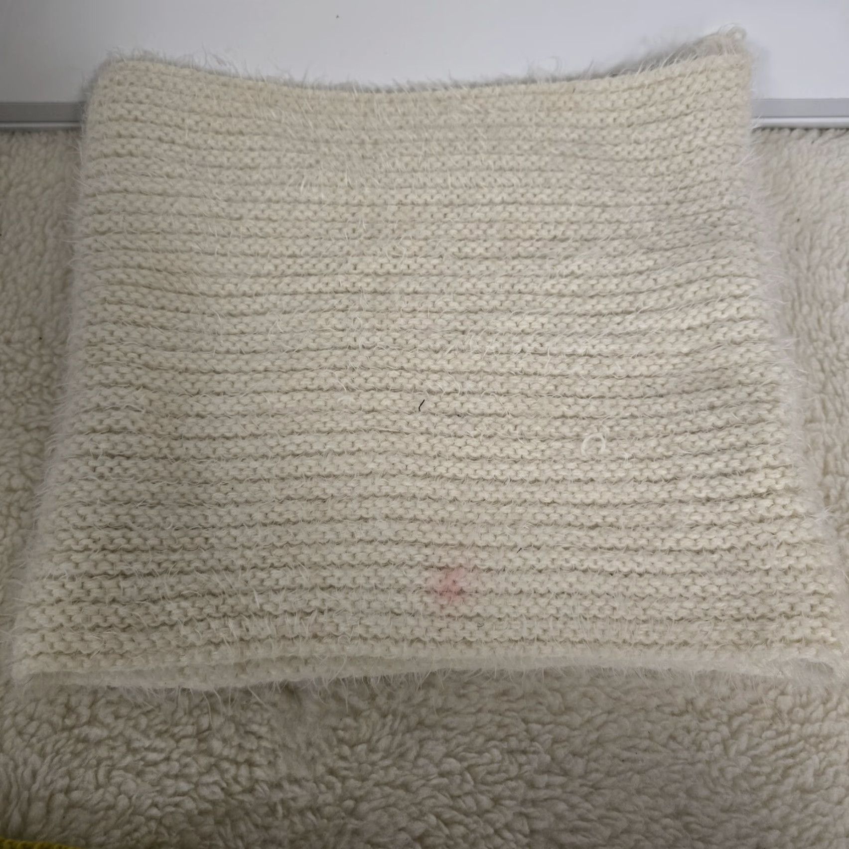 Vintage VINTAGE Handmade Winter White Mustard Cable Knit Infinity Scarf Neck Warmer Gaiter Lot 2 Size ONE SIZE - 3 Thumbnail