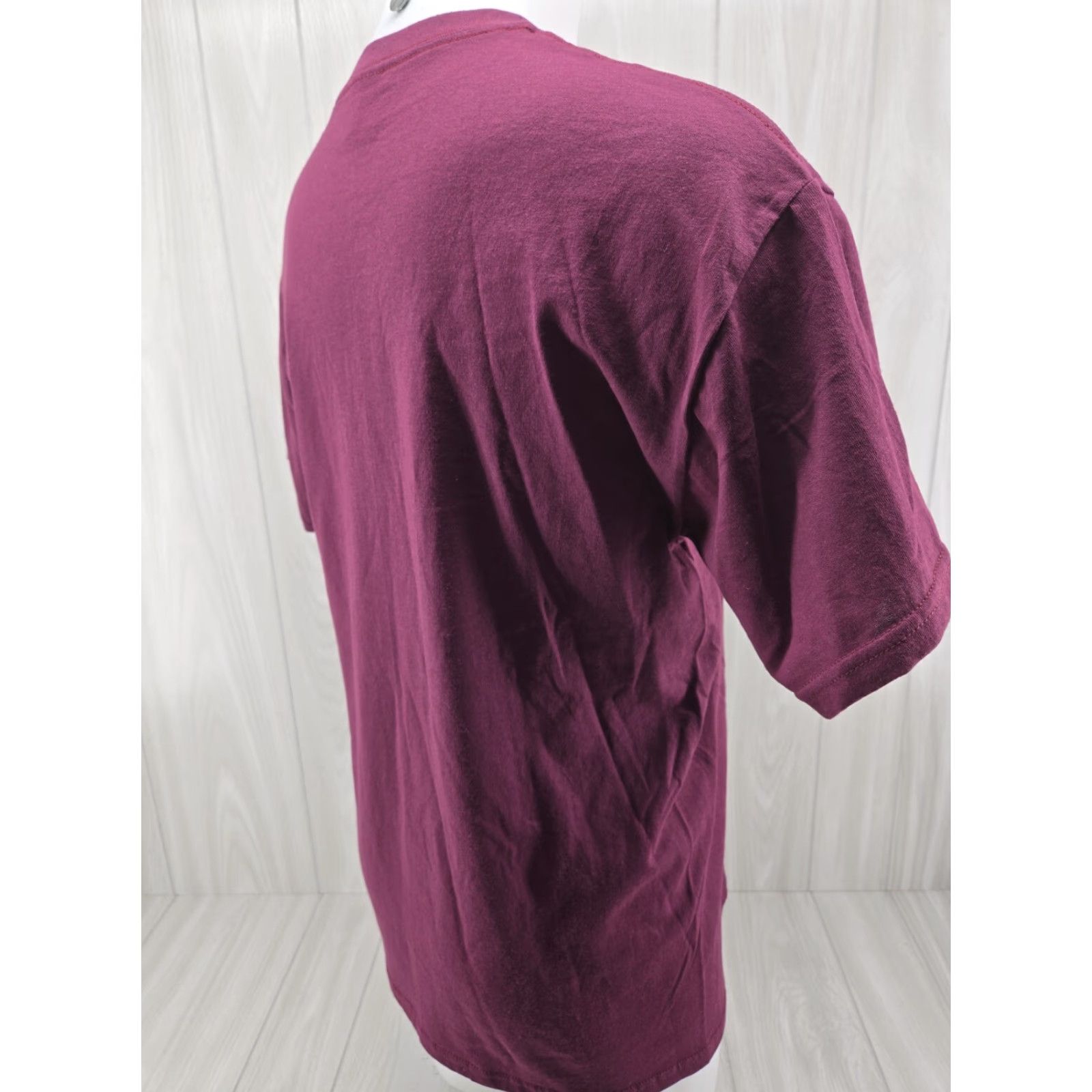 Gildan The Price is Right Slot Experience T-shirt Maroon Size L Mens Gildan Cotton Short Sleeve Graphic Print Size US L / EU 52-54 / 3 - 7 Thumbnail