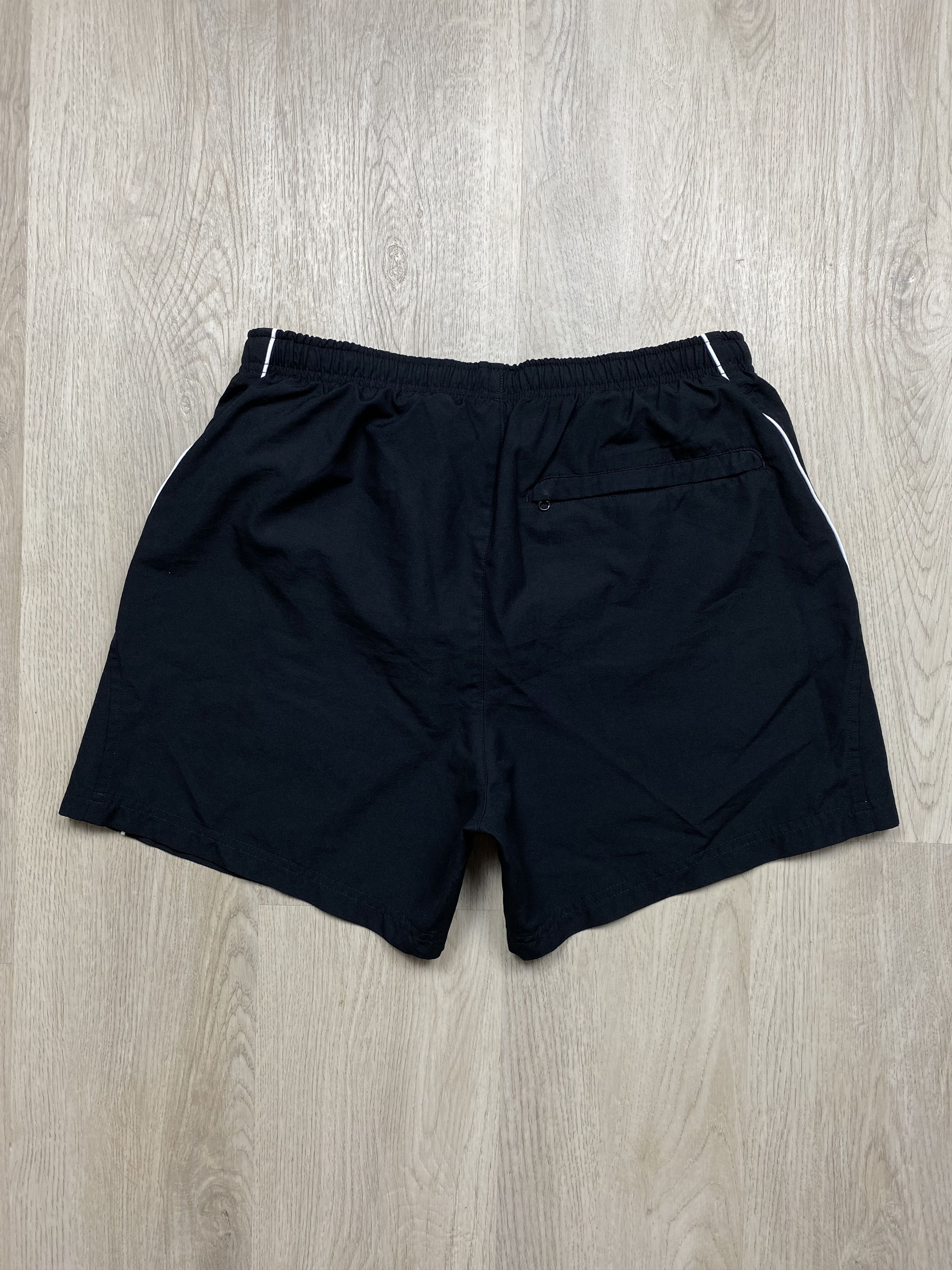 Nike Vintage Nike Mens Nylon Shorts Y2K Size US 36 / EU 52 - 6 Thumbnail