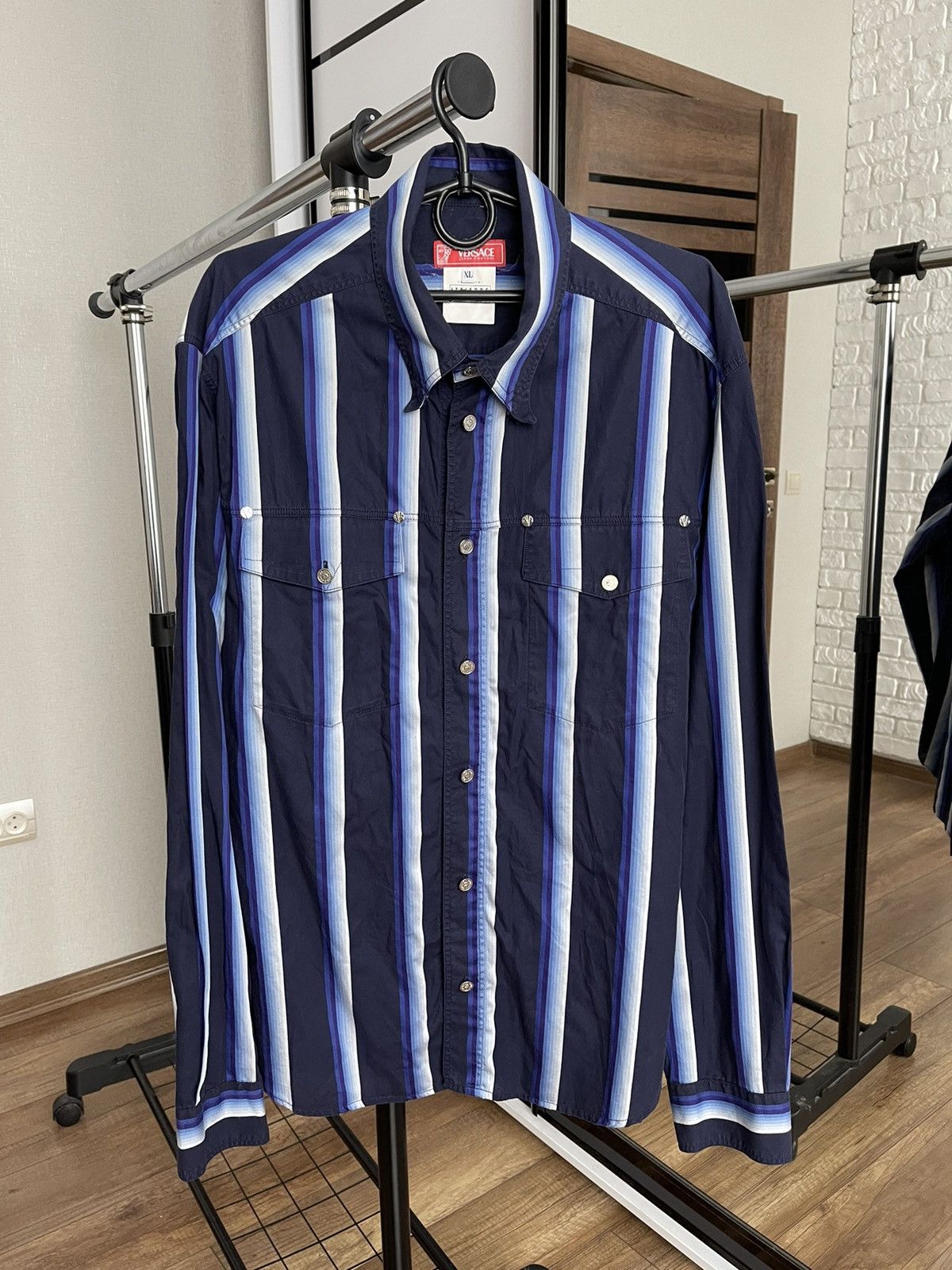 Versace Jeans Couture Versace Jeans Couture Vintage Shirt Button Up Striped 90s Size US XL / EU 56 / 4 - 3 Thumbnail