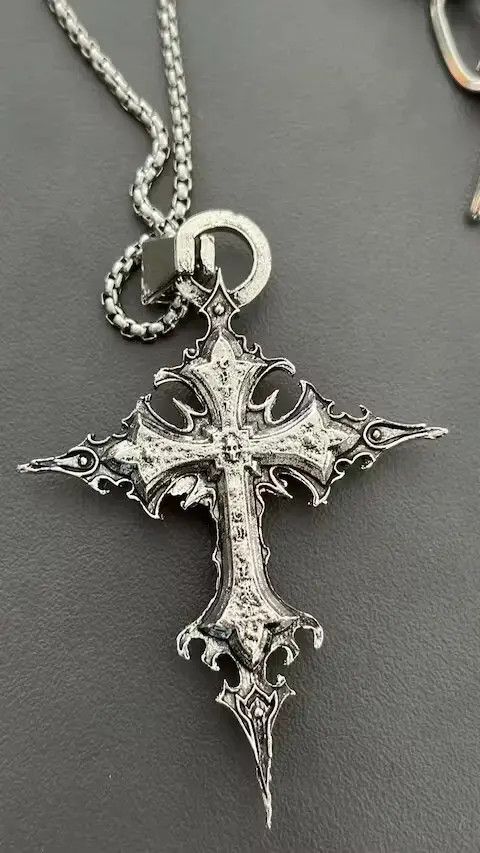 VIBE Cross Shine Silver Chain Horror God Pendant Necklace Gothic Size ONE SIZE - 4 Thumbnail
