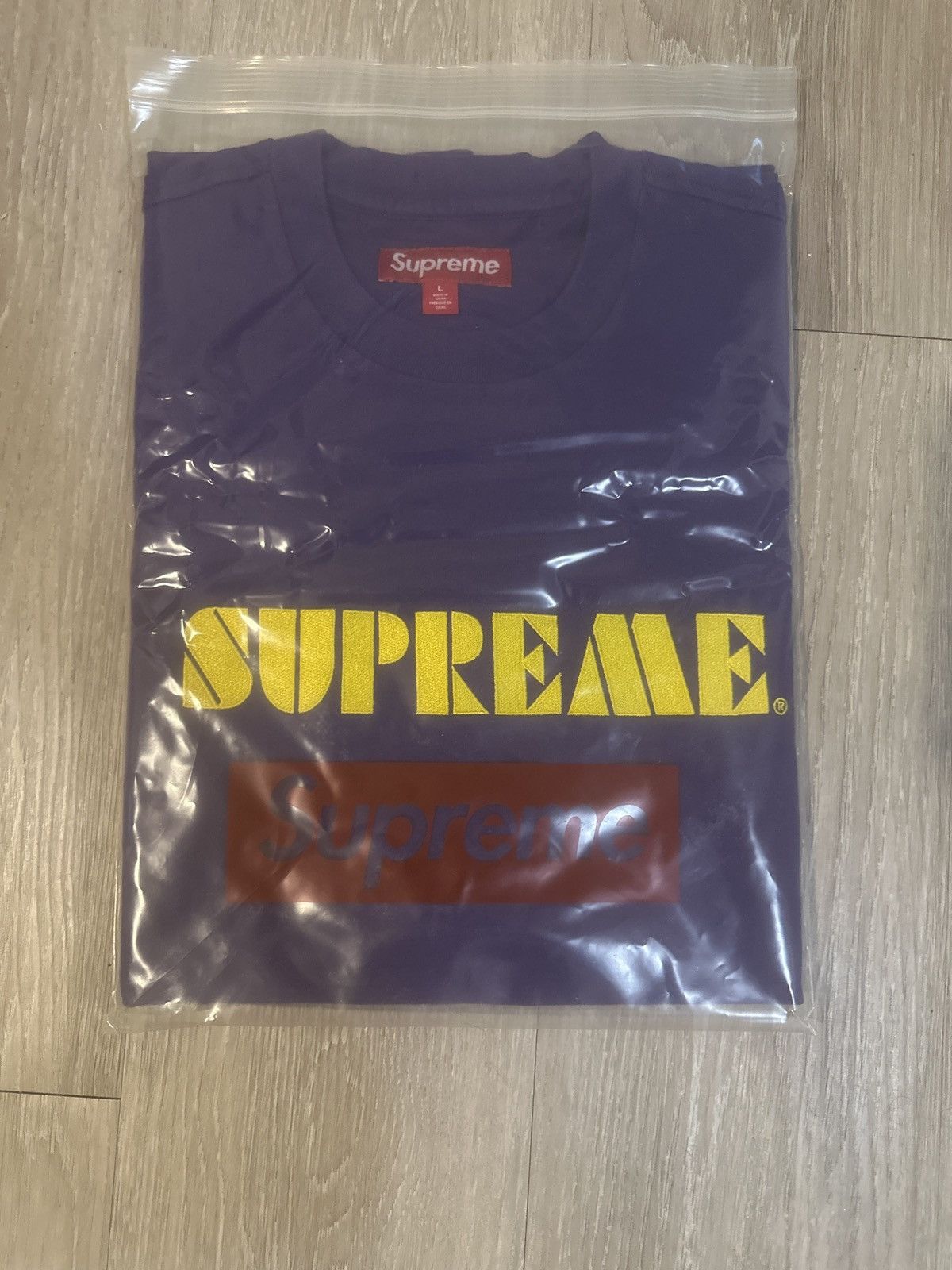 Supreme Supreme stencil top Size US L / EU 52-54 / 3 - 1 Thumbnail