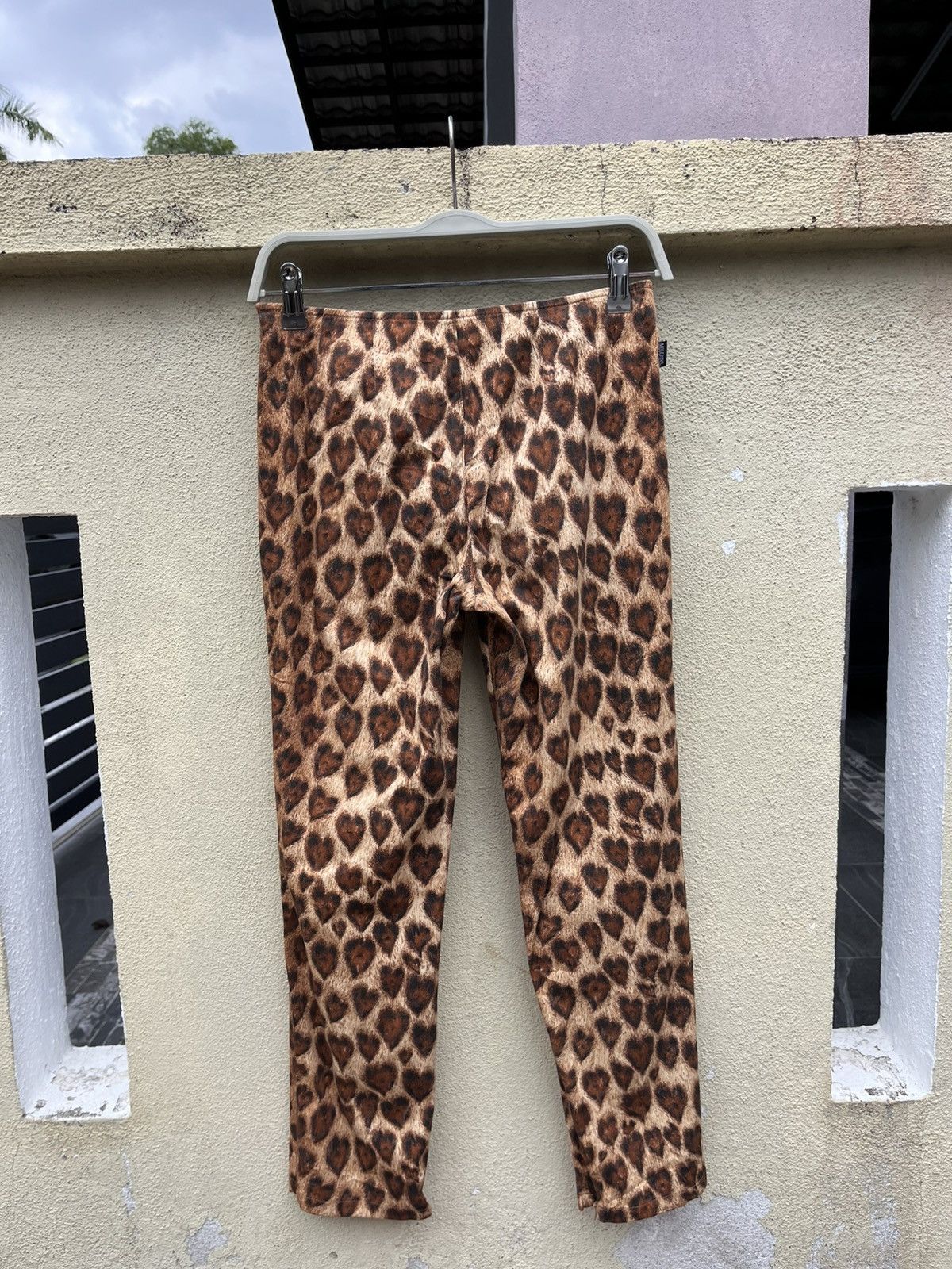 Moschino 90s moschino heart printed Size 27" / US 4 / IT 40 - 4 Thumbnail
