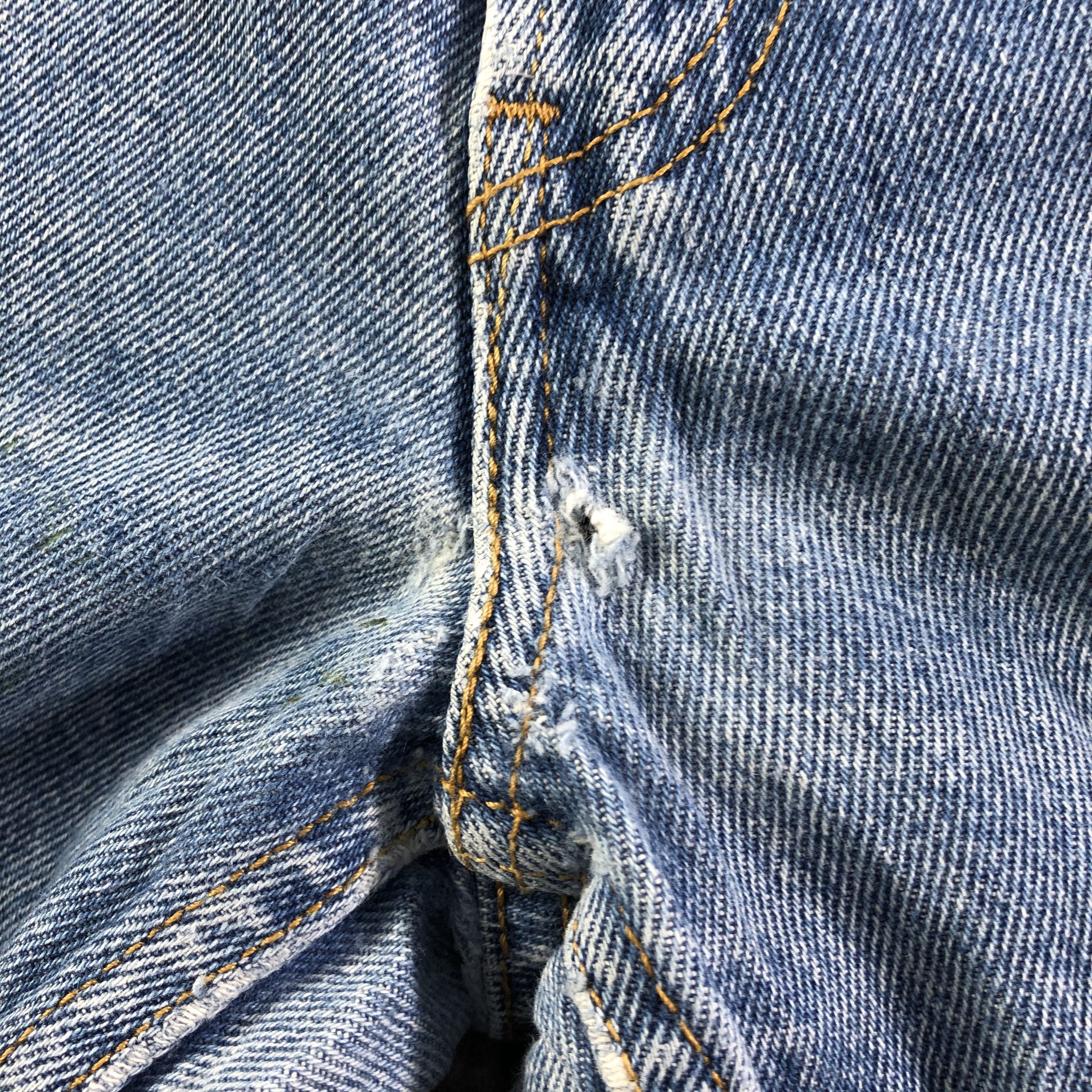 Levi's Vintage Blue Wash Levis 550 Jeans-J3246 Size US 31 - 9 Thumbnail