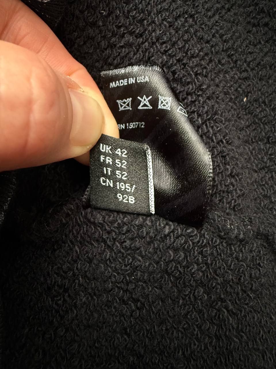 Amiri AMIRI Cracked Dye Core Logo Hoodie Black Size US XL / EU 56 / 4 - 12 Thumbnail