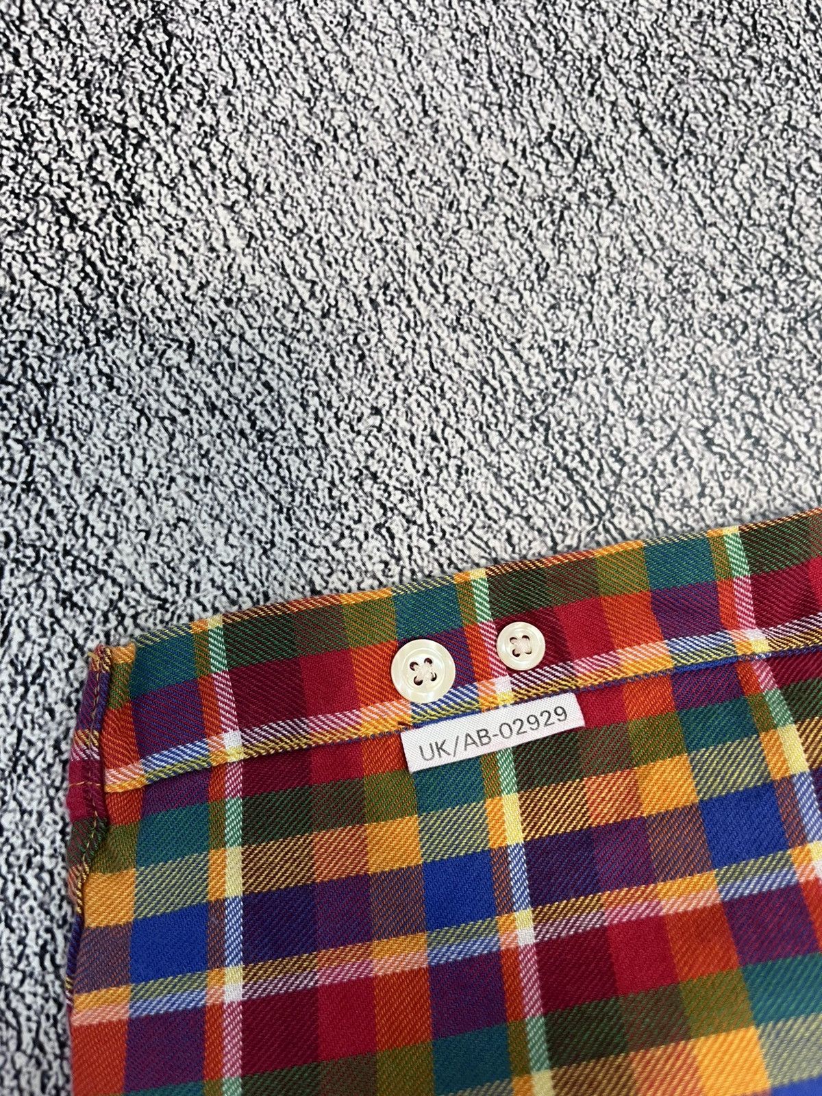 Yves Saint Laurent YSL Yves Saint Laurent Mens L Plaid Shirt Vintage Hong Kong Size US L / EU 52-54 / 3 - 14 Thumbnail