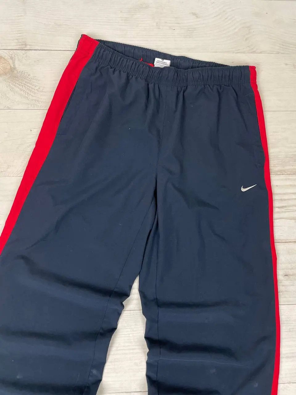 Nike Vintage Nike Track Pants Nylon 00s Swoosh Striped Drill Y2K Size US 30 / EU 46 - 3 Thumbnail