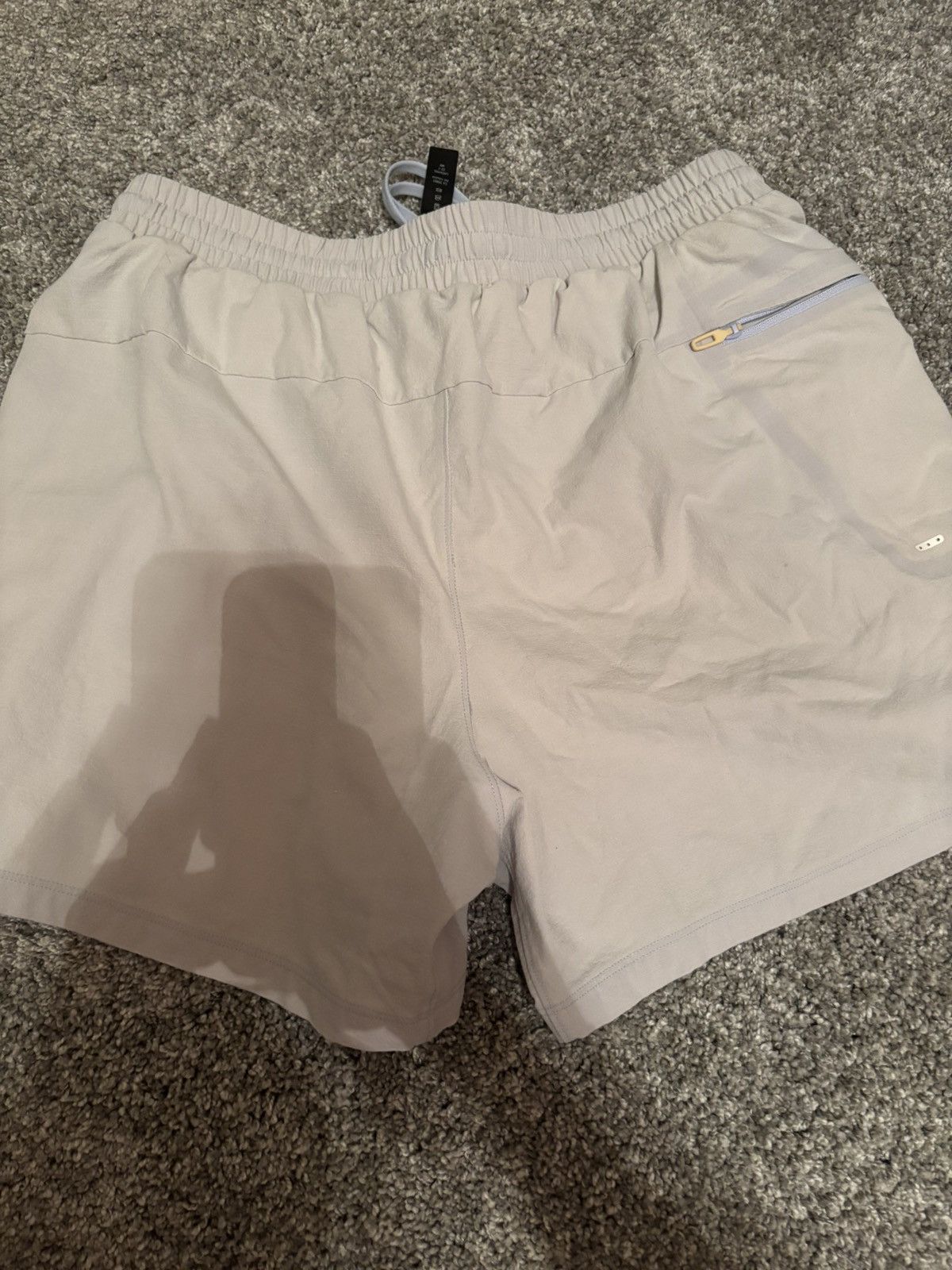 Lululemon Lulu shorts Size US 32 / EU 48 - 2 Thumbnail