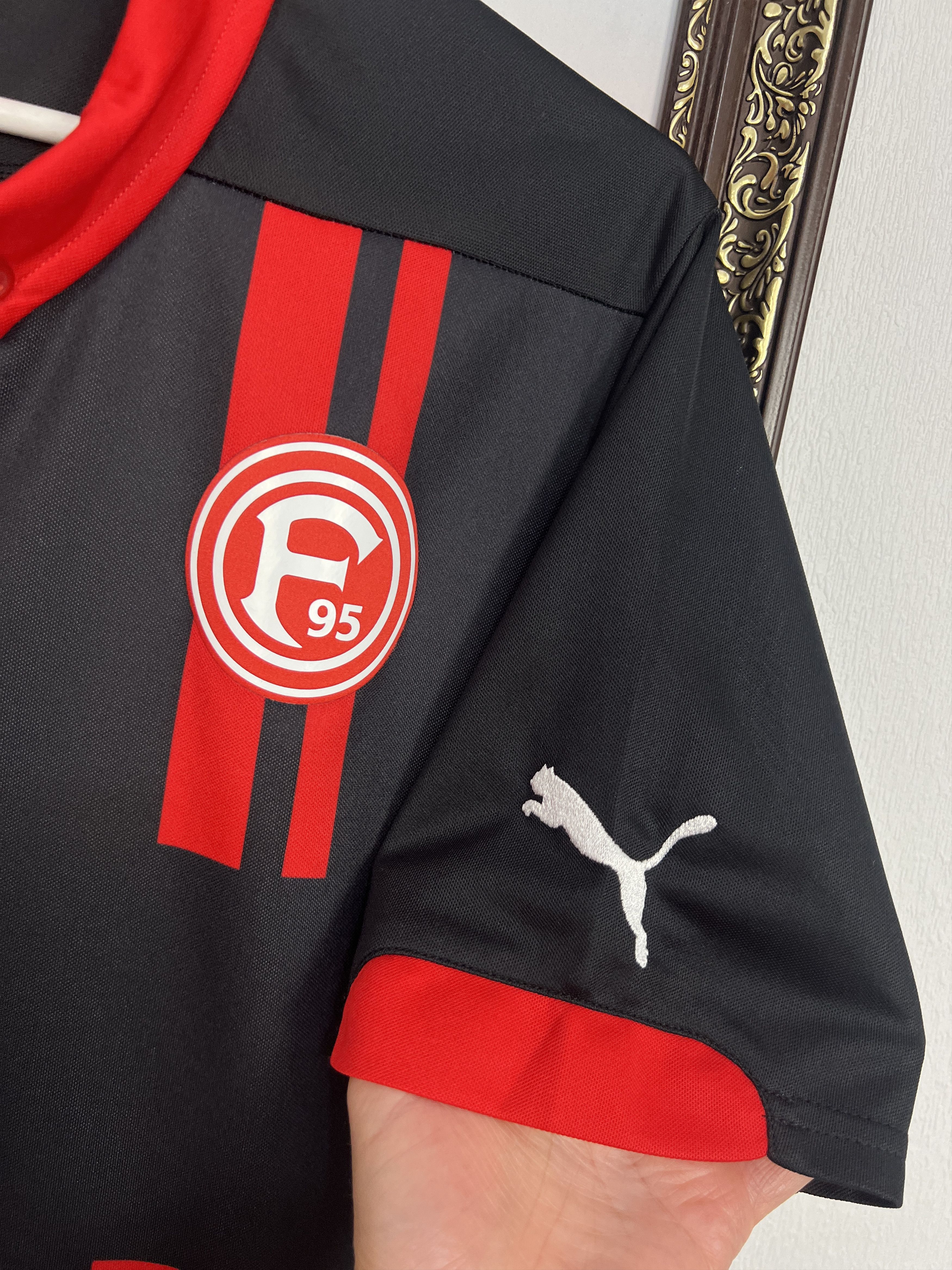 Puma Fortuna Düsseldorf Away football shirt 2014 Soccer Puma Size US S / EU 44-46 / 1 - 3 Thumbnail