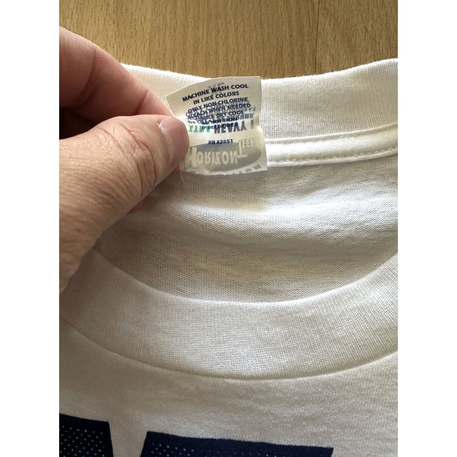 Logo 7 VINTAGE 90s Texas Spellout Big Center Logo Graphic White Single Stitch Tee XL US Mens T-Shirt Size US XL / EU 56 / 4 - 5 Thumbnail